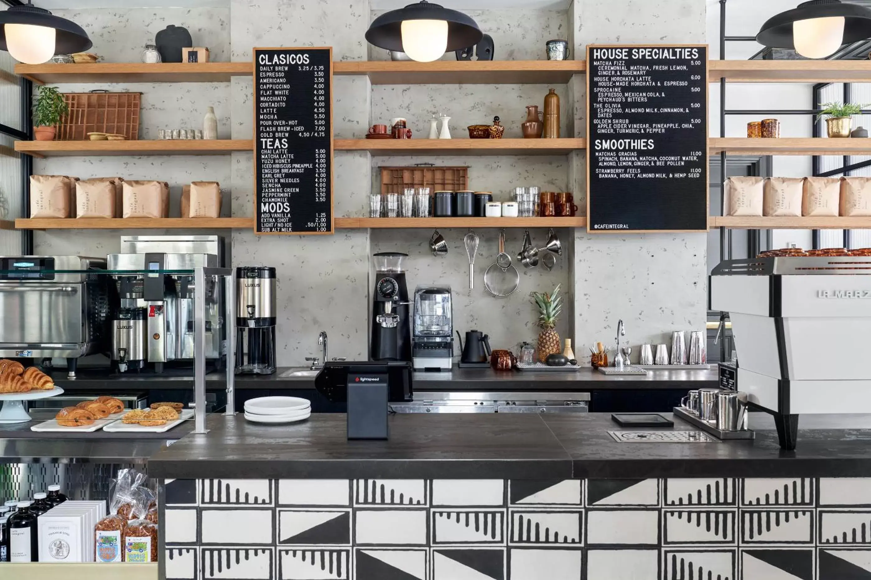 Restaurant/places to eat in Generator Hotel Washington DC Restaurant/places to eat in Generator Hotel Washington DC