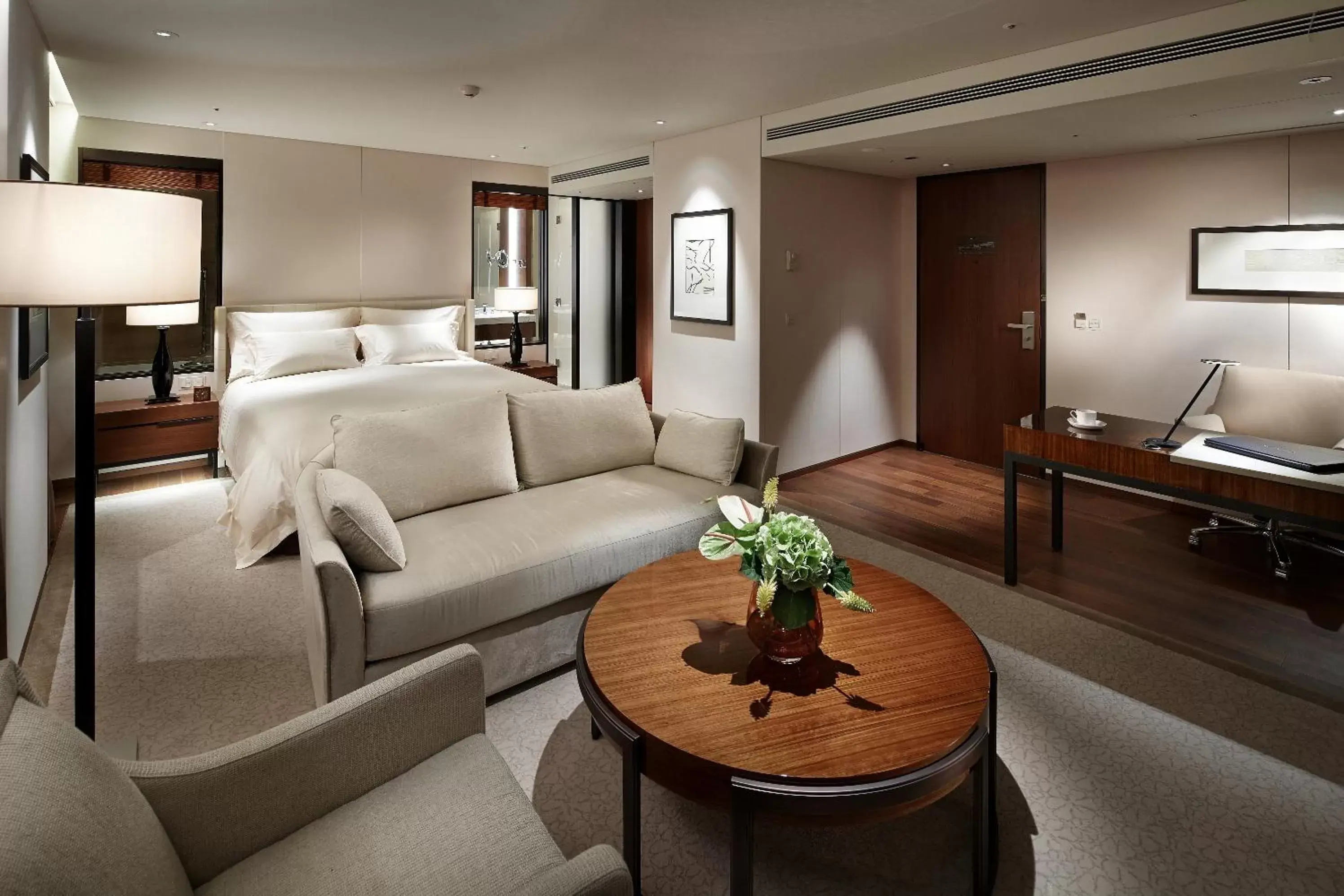 Executive Grand Deluxe Room with Indoor Pool Access Only in The Shilla Seoul