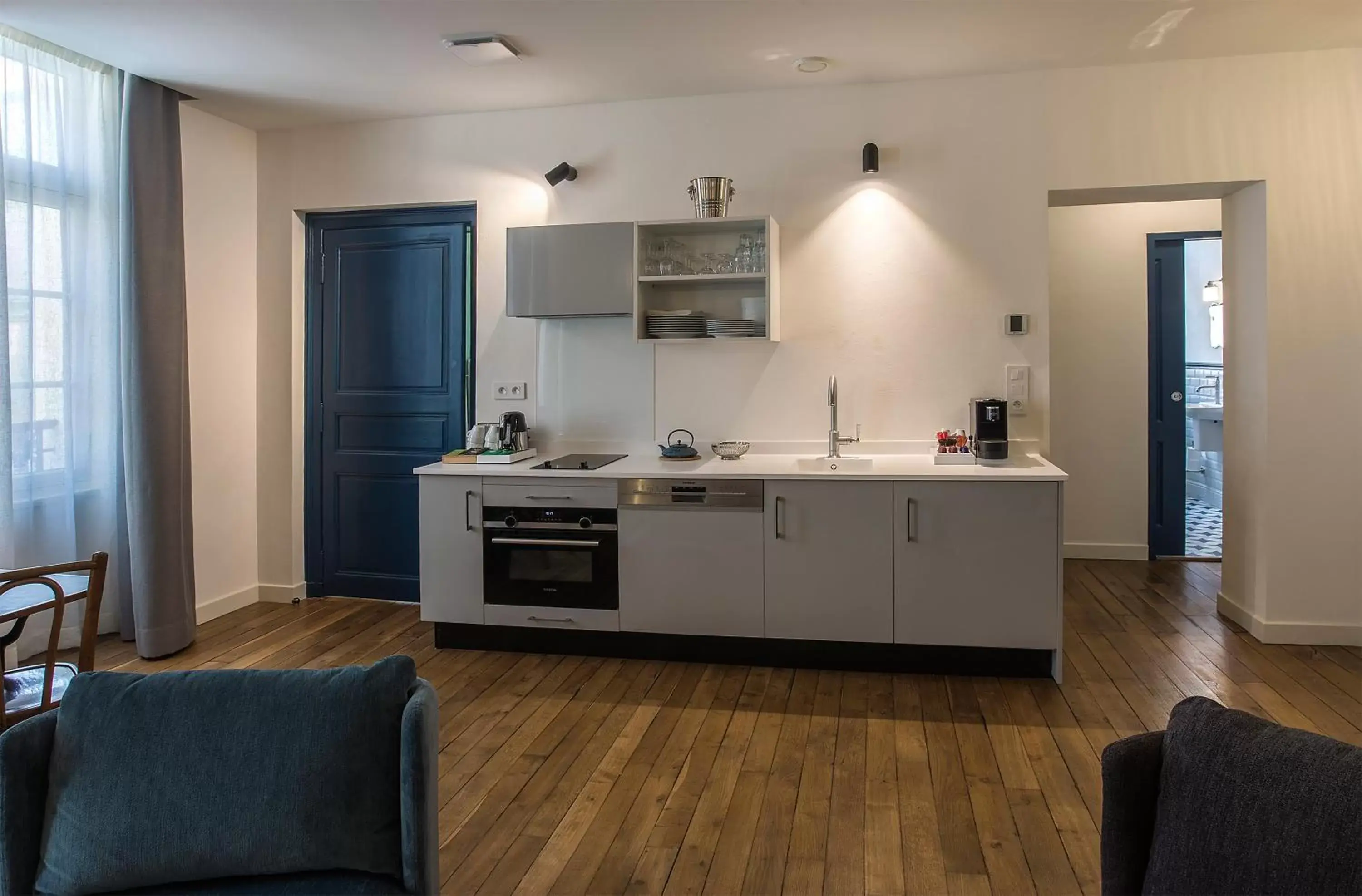 Kitchen or kitchenette, Kitchen/Kitchenette in Apparthôtel Villa Côté Plateau - Angoulême Centre