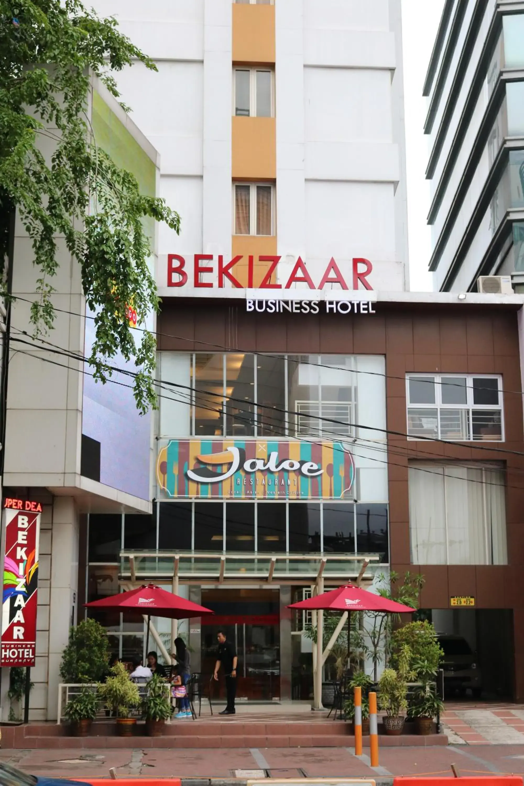 Property building in Bekizaar Hotel Surabaya Property building in Bekizaar Hotel Surabaya