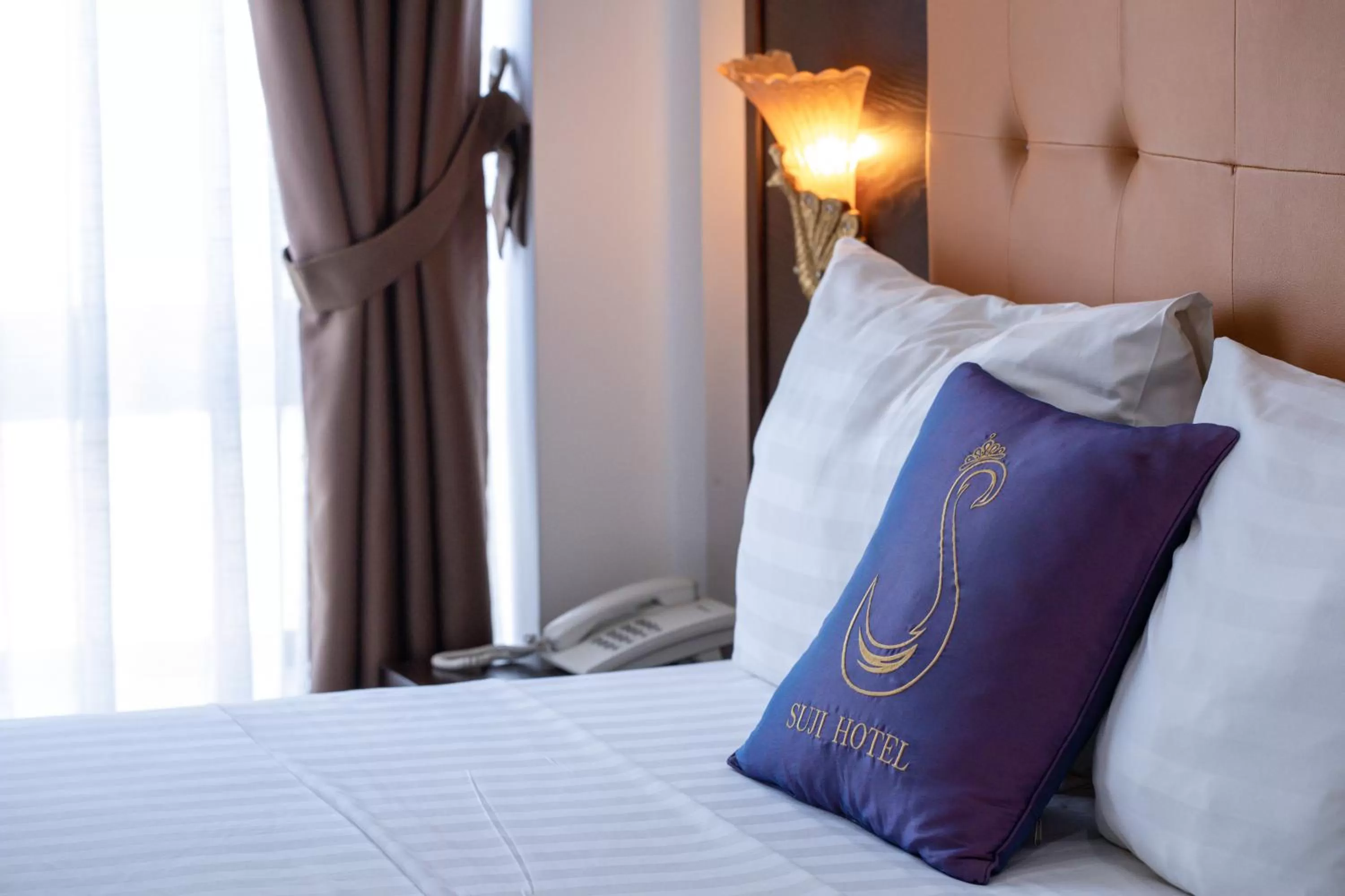 Bed in Hanoi Suji Hotel