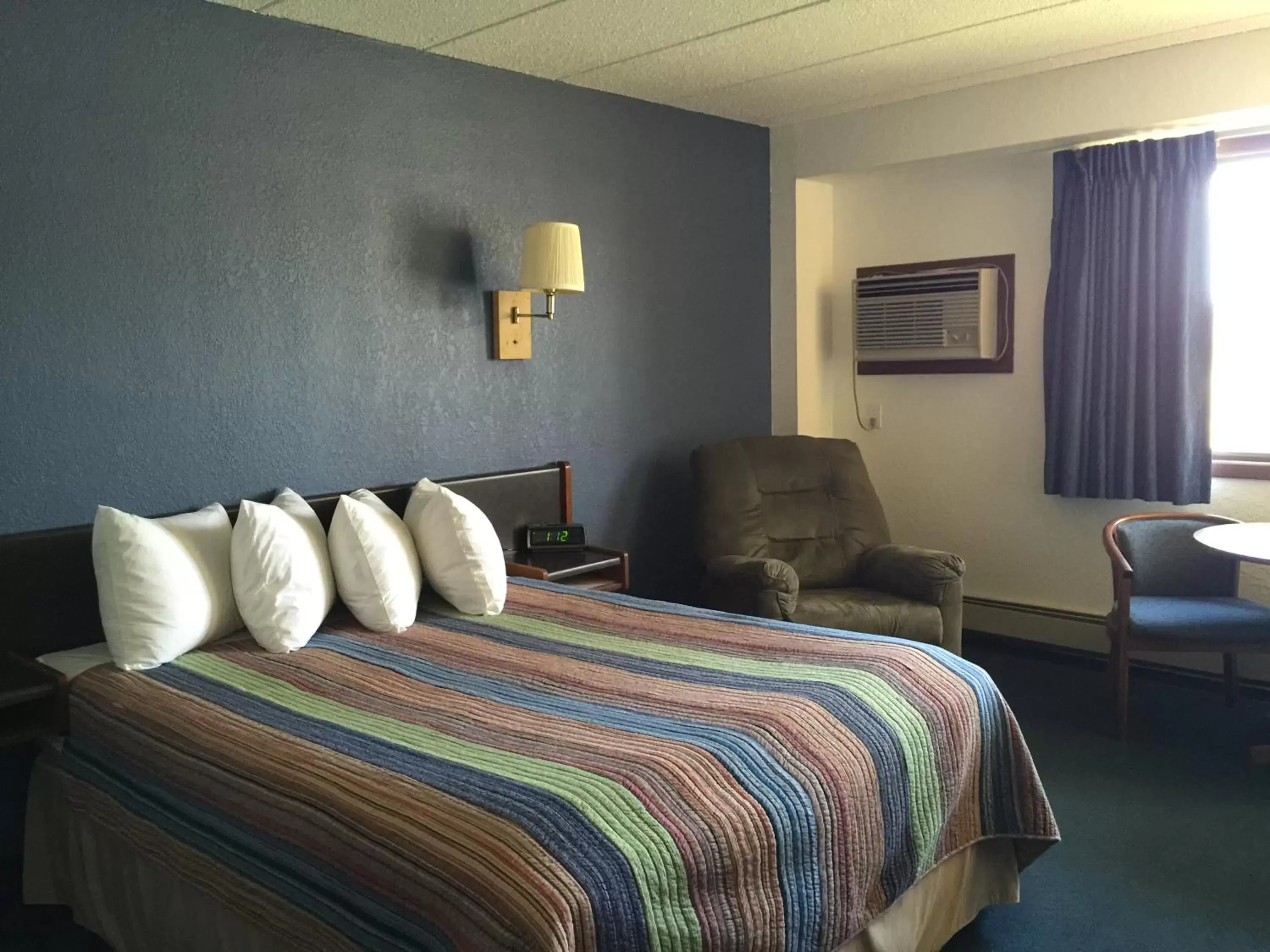 Bed, Room Photo in AmericInn Motel - Monticello