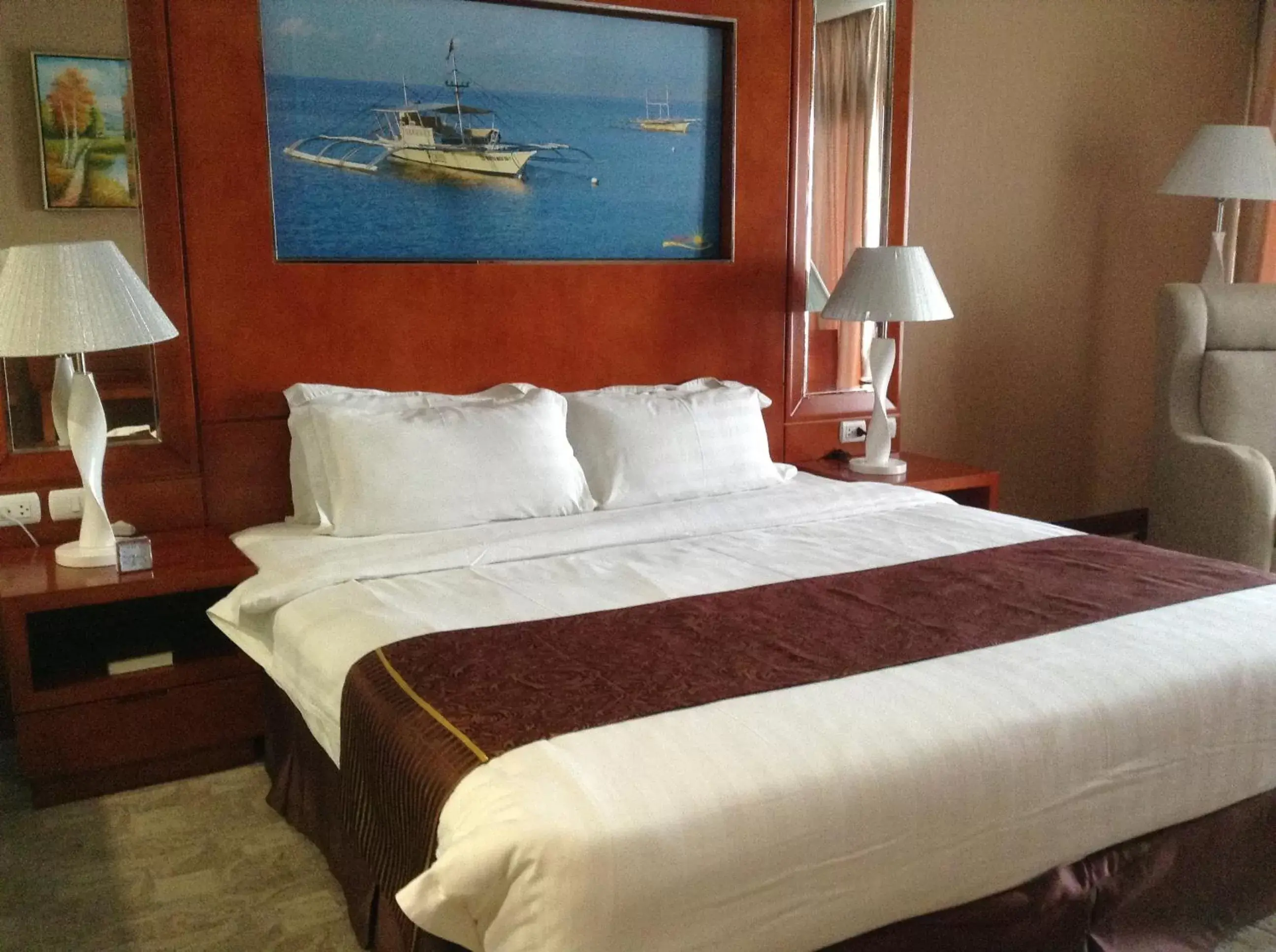 Deluxe Double or Twin Room in Sunlight Guest Hotel
