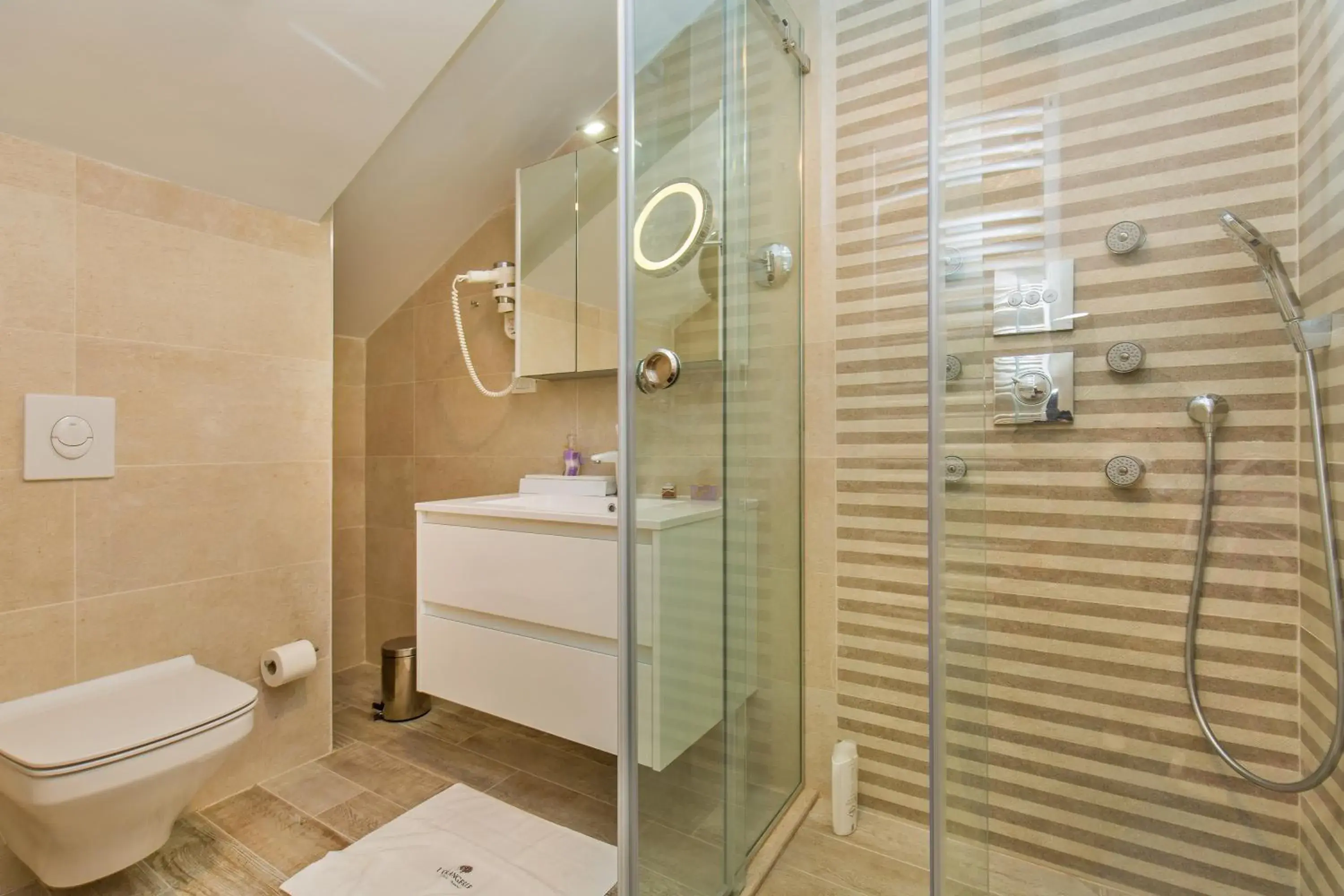 Shower, Bathroom in Dubrovnik Luxury Residence – L’Orangerie