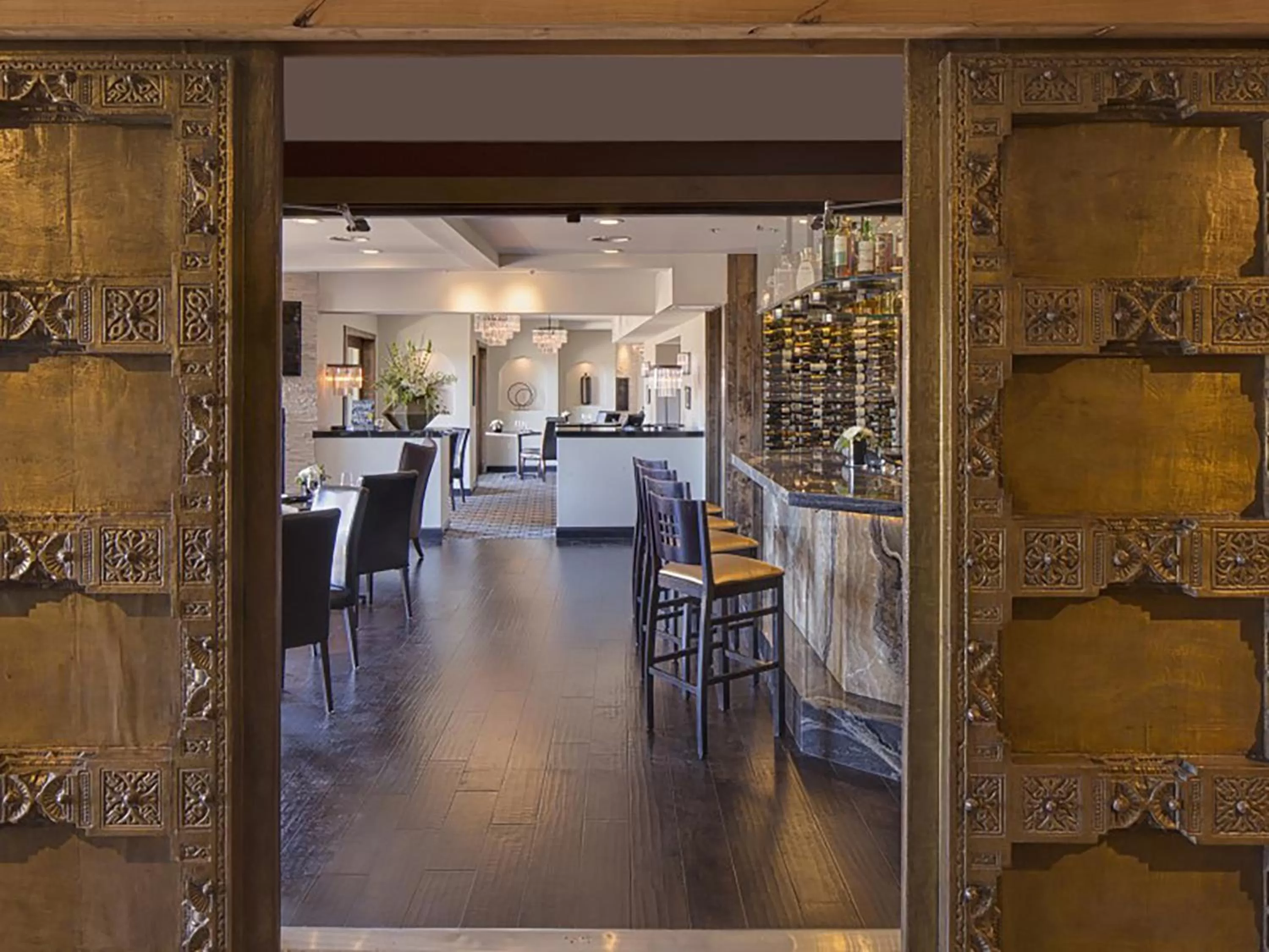 Restaurant/places to eat in The Landing Resort and Spa