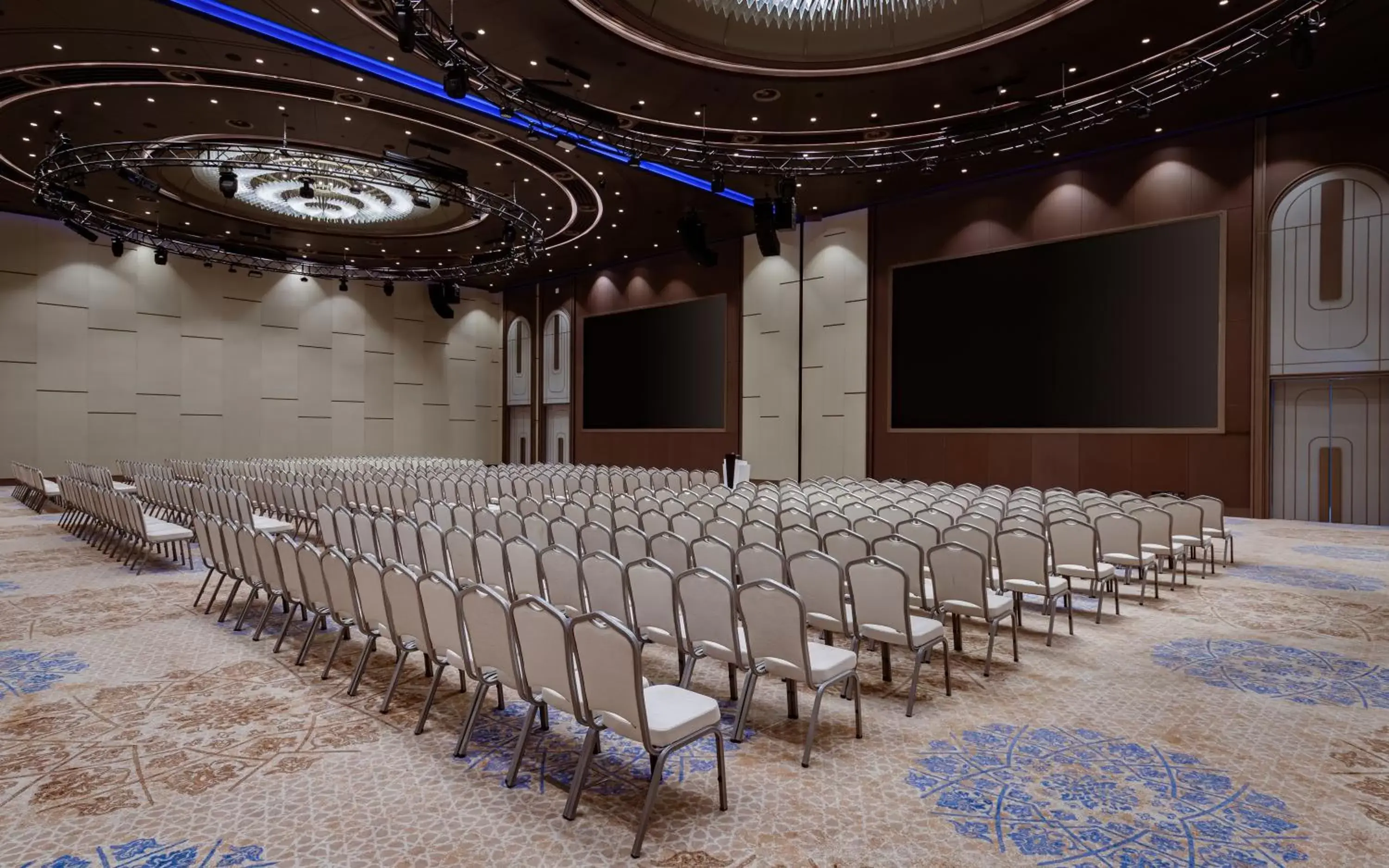 Meeting/conference room in InterContinental Tashkent, an IHG Hotel