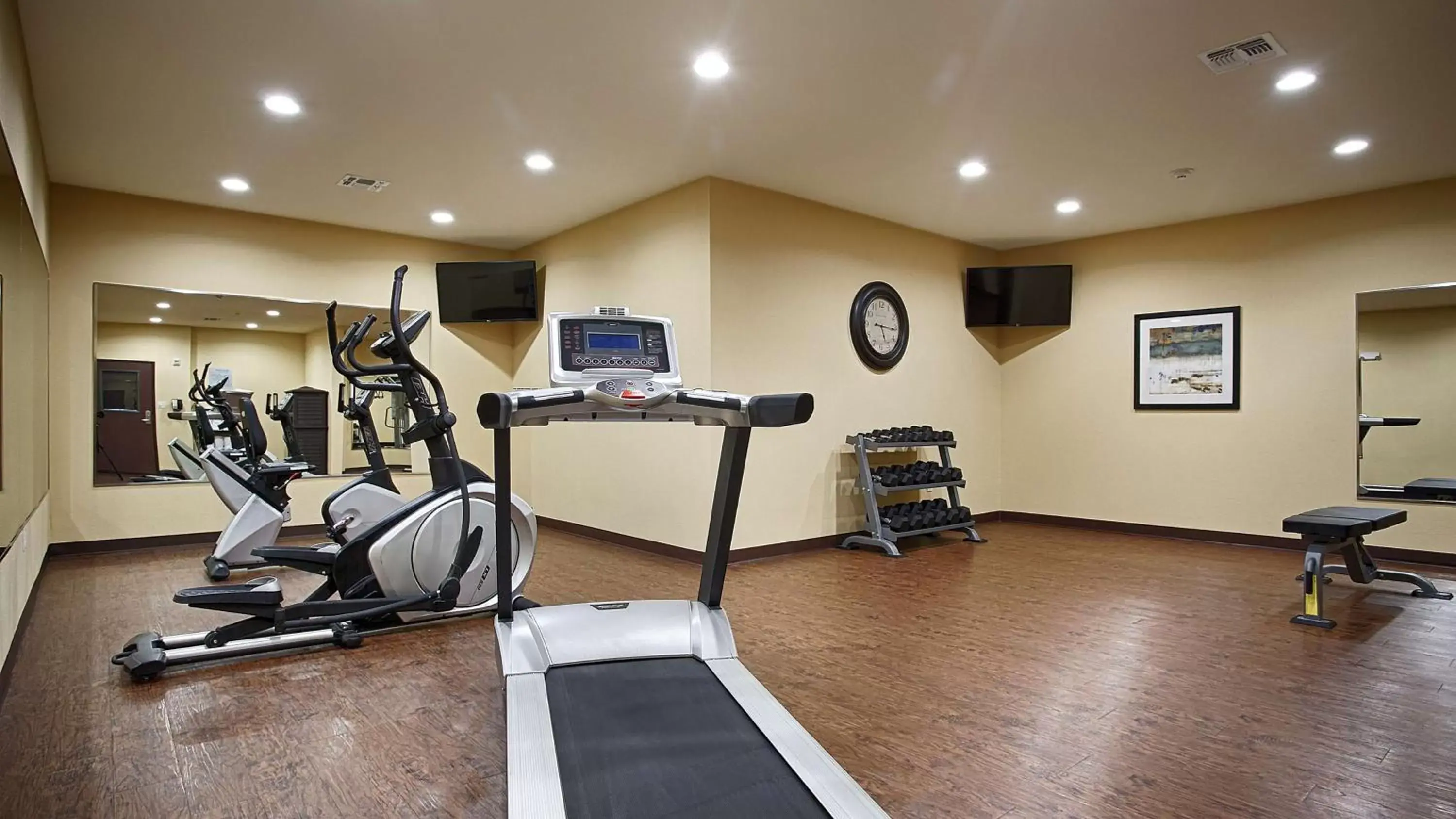 Fitness centre/facilities, Fitness Center/Facilities in Best Western Plus Fort Worth Forest Hill Inn & Suites