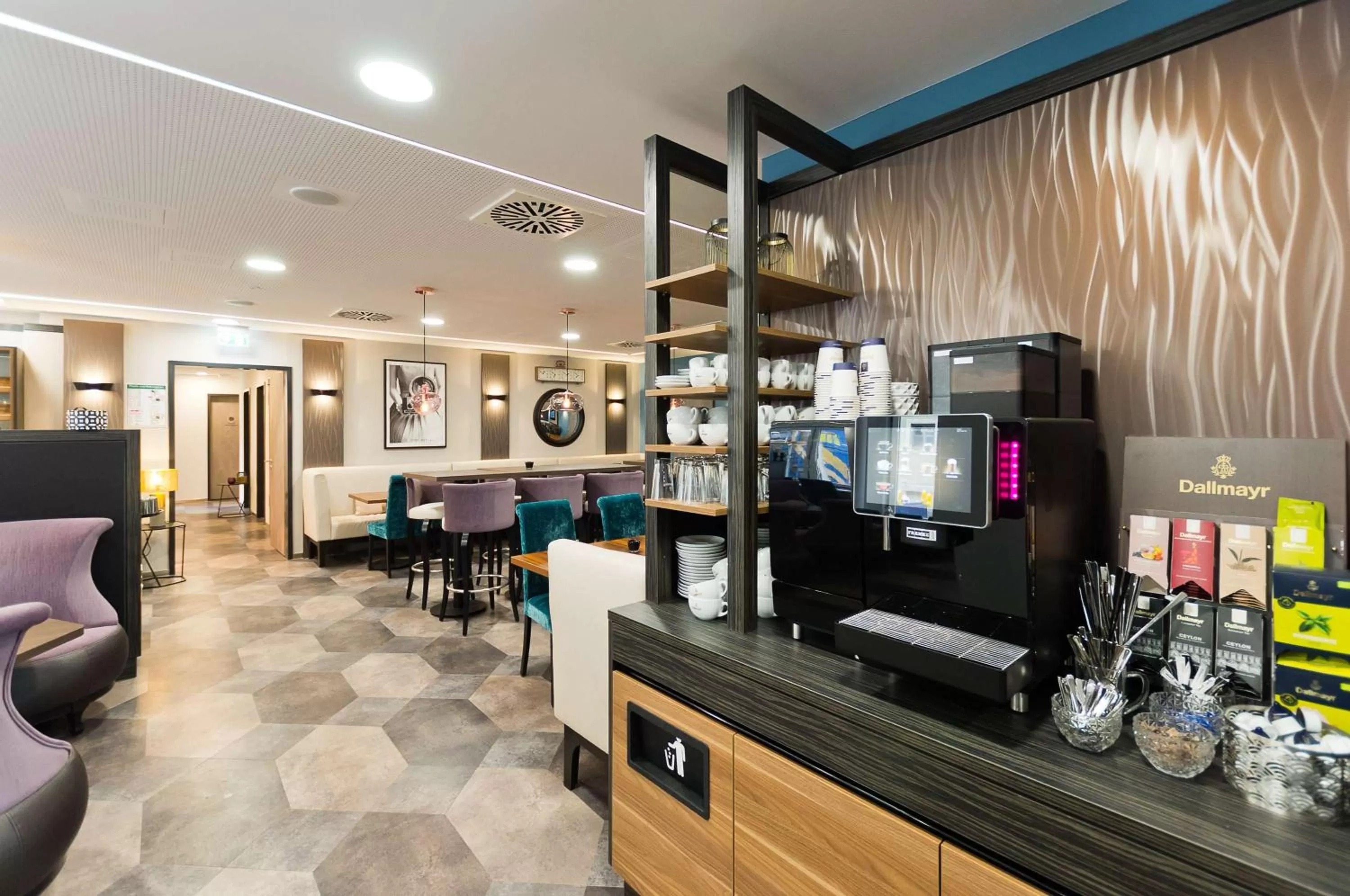 Breakfast in elaya hotel munich city