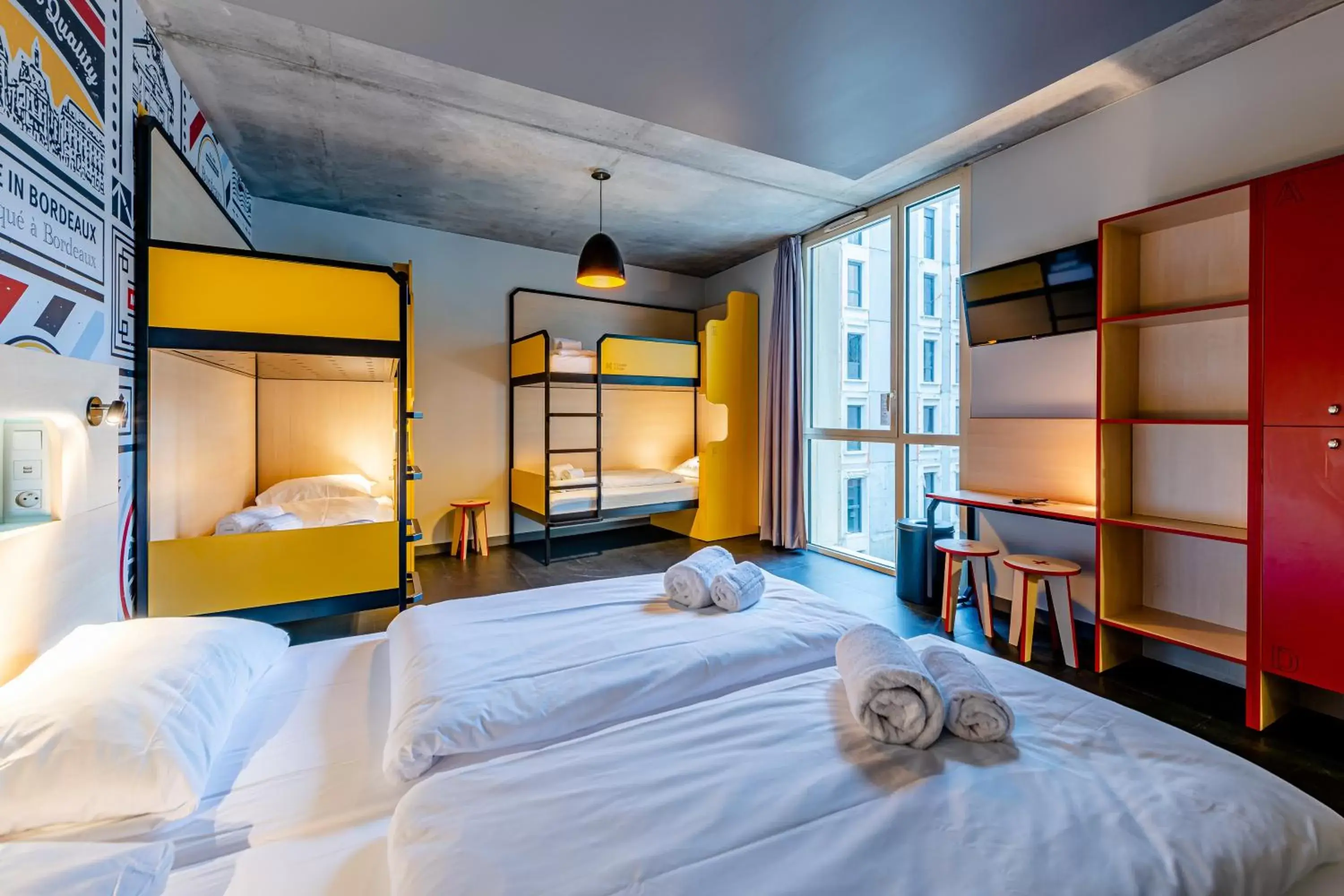 Bedroom, Bunk Bed in MEININGER Hotel Bordeaux Gare Saint-Jean