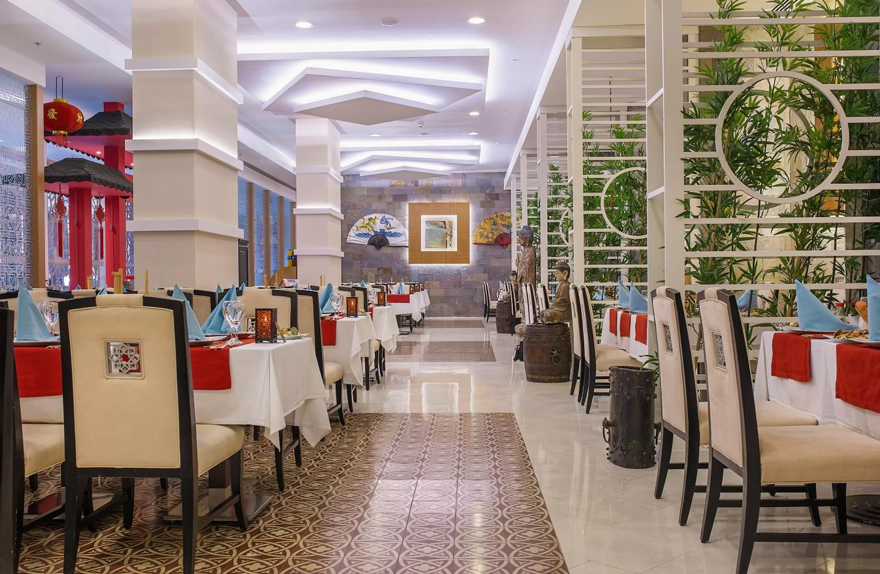 Restaurant/places to eat in Mukarnas Spa & Resort Hotel