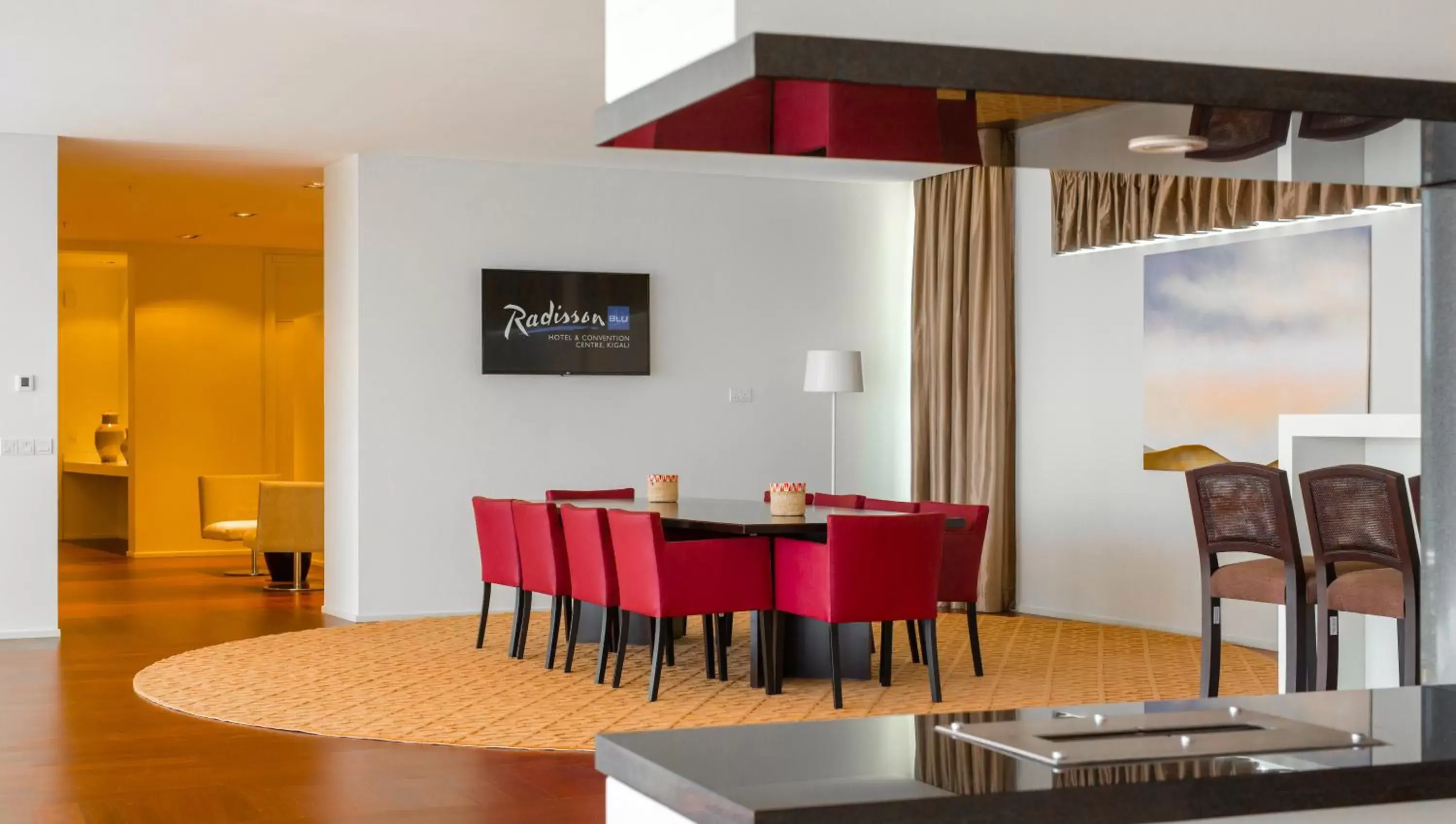 Toilet, Restaurant/Places to Eat in Radisson Blu Hotel & Convention Centre Kigali