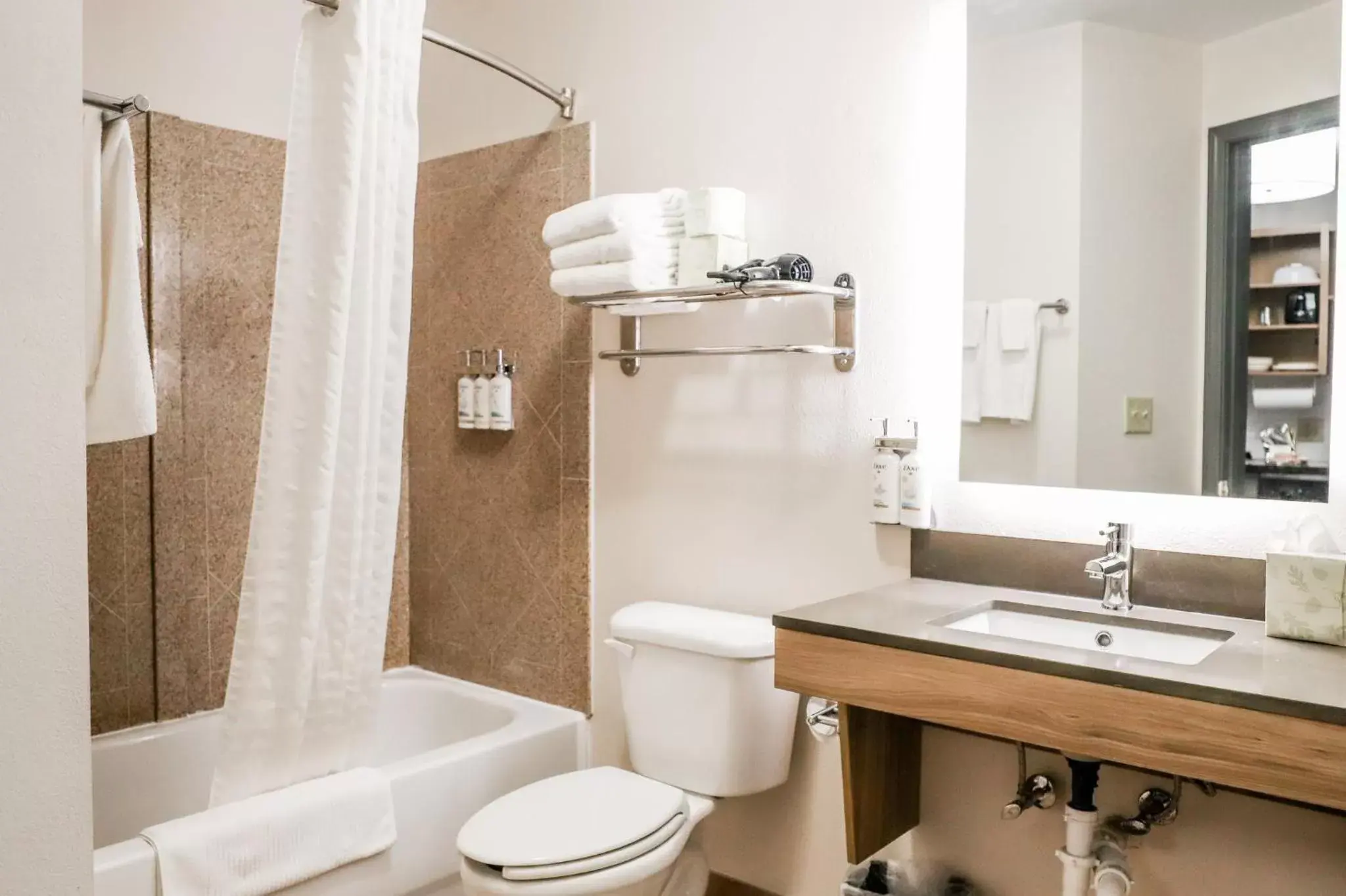 Bathroom in Candlewood Suites Richmond Airport, an IHG Hotel