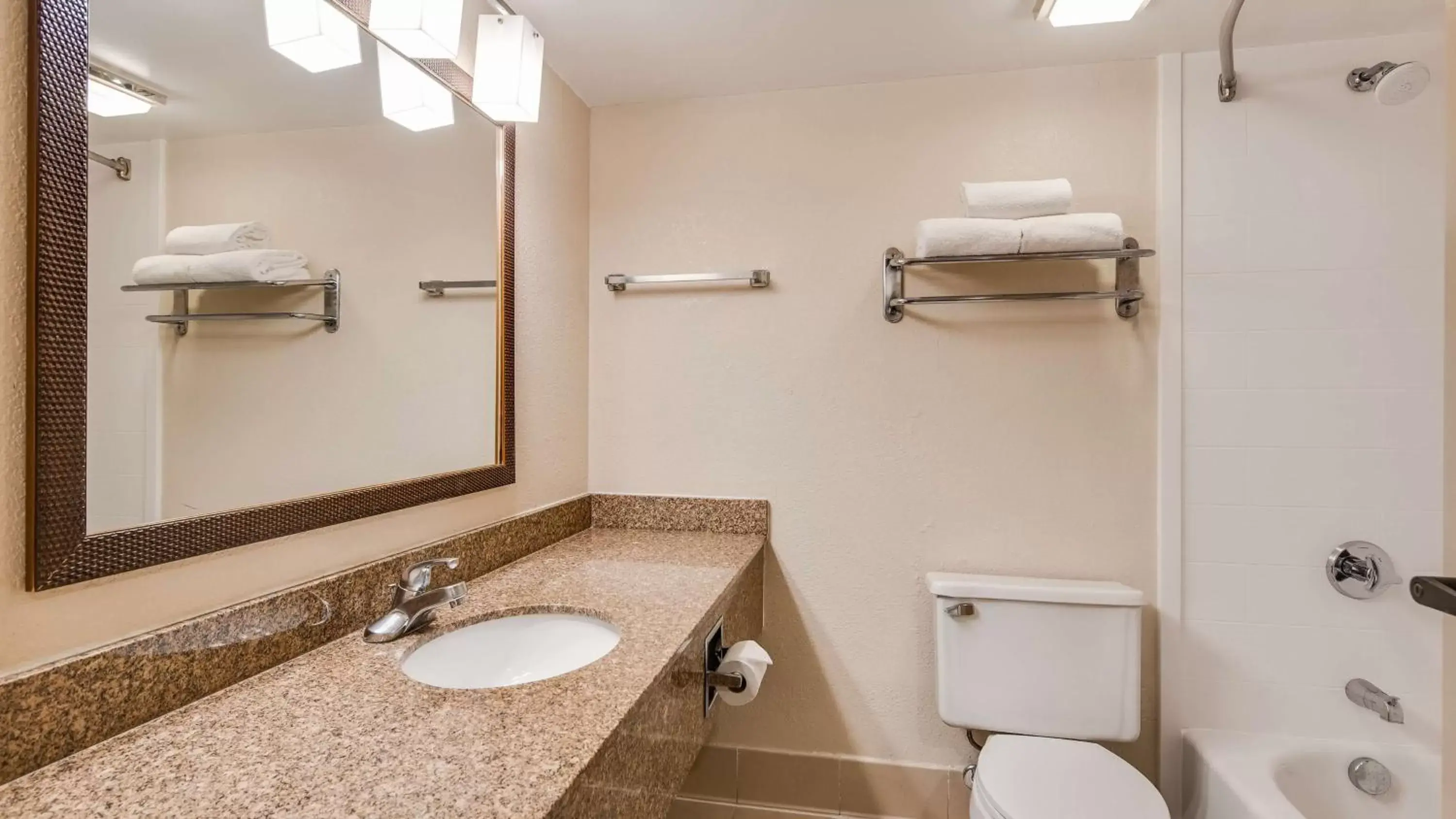 Bathroom in Best Western Fishers Indianapolis