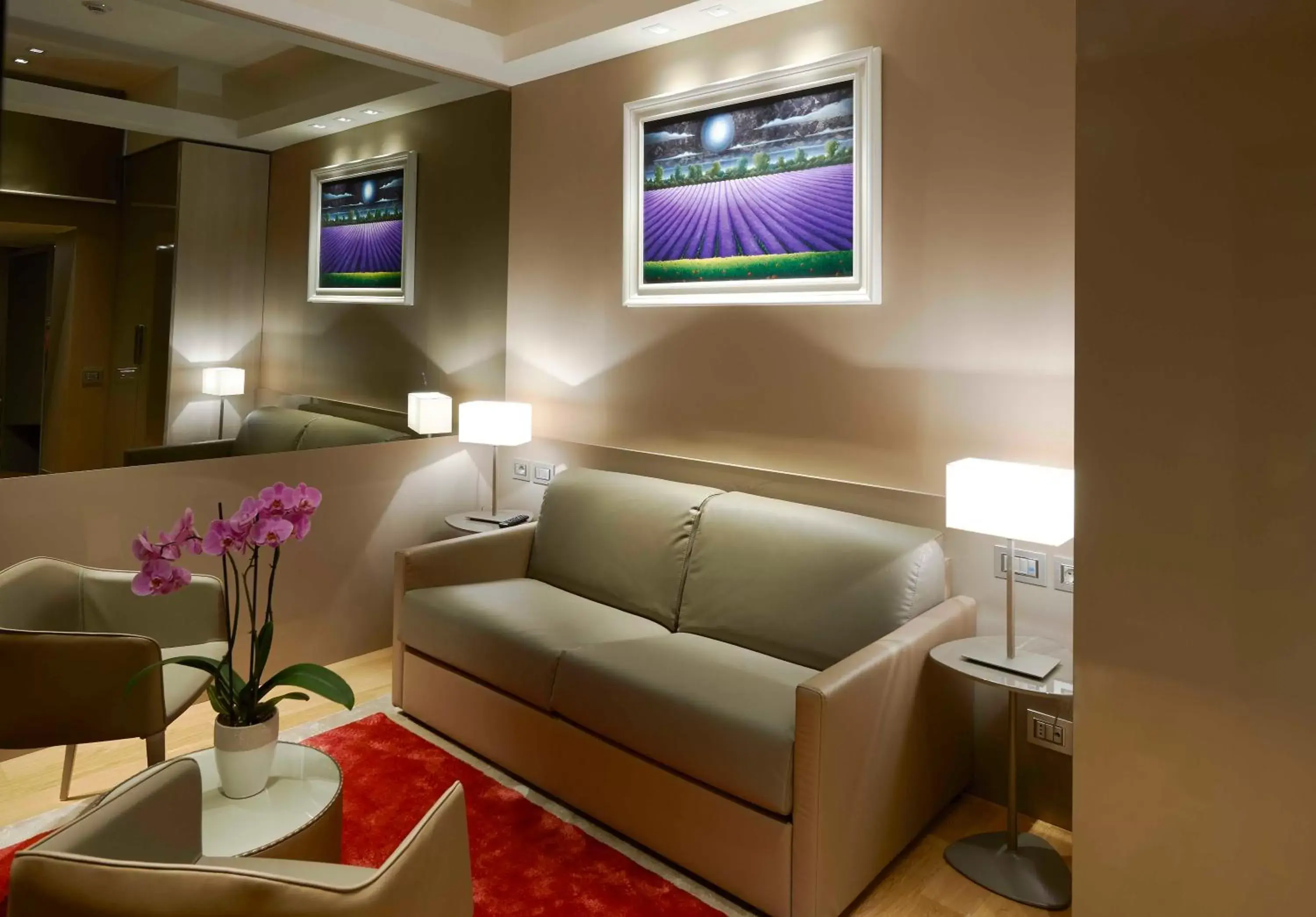 Living room, Lounge/Bar in Harry's Bar Trevi Hotel & Restaurant