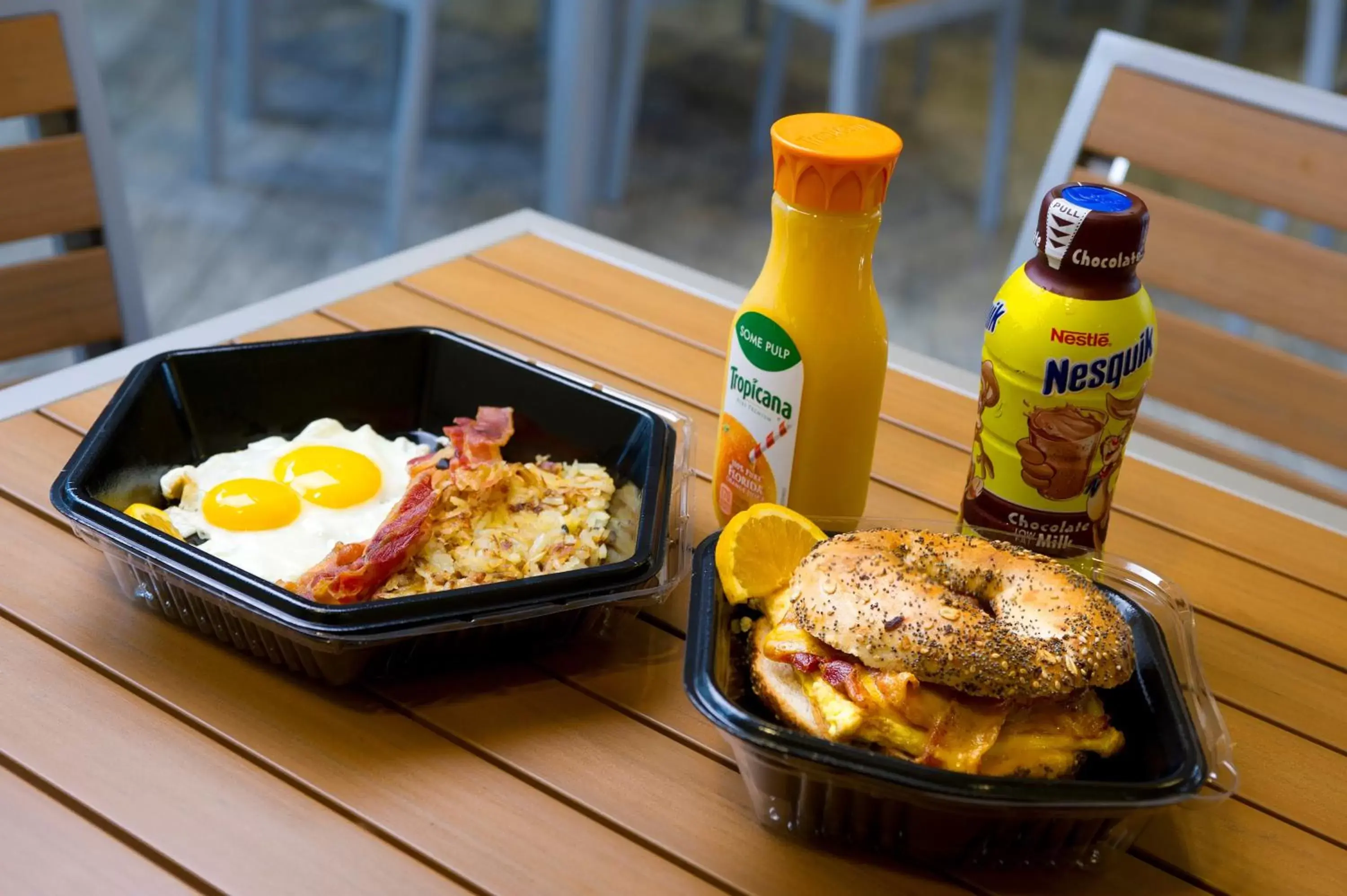 Restaurant/places to eat in Avanti International Resort Restaurant/places to eat in Avanti International Resort