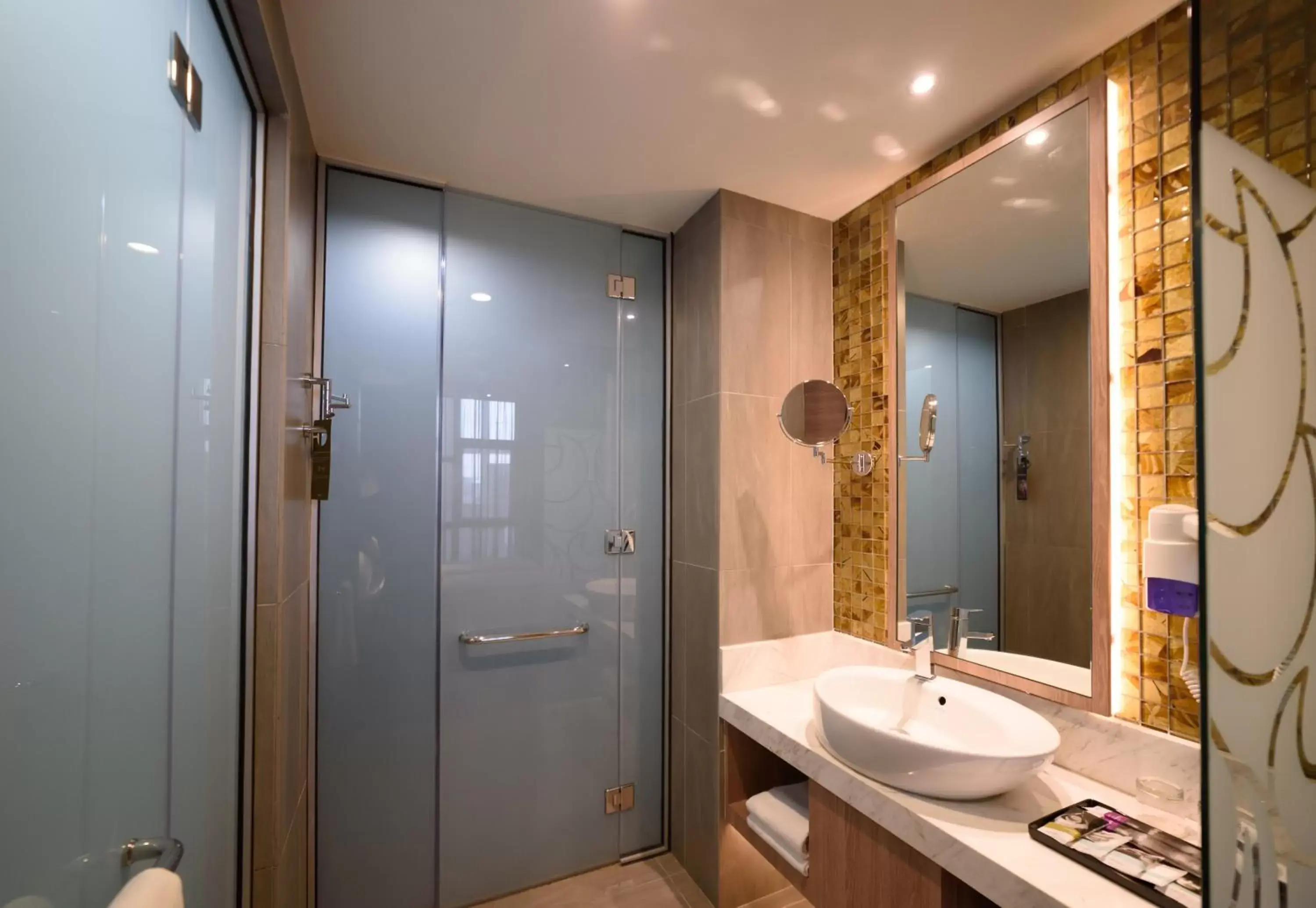 Bathroom in Mercure Selangor Selayang