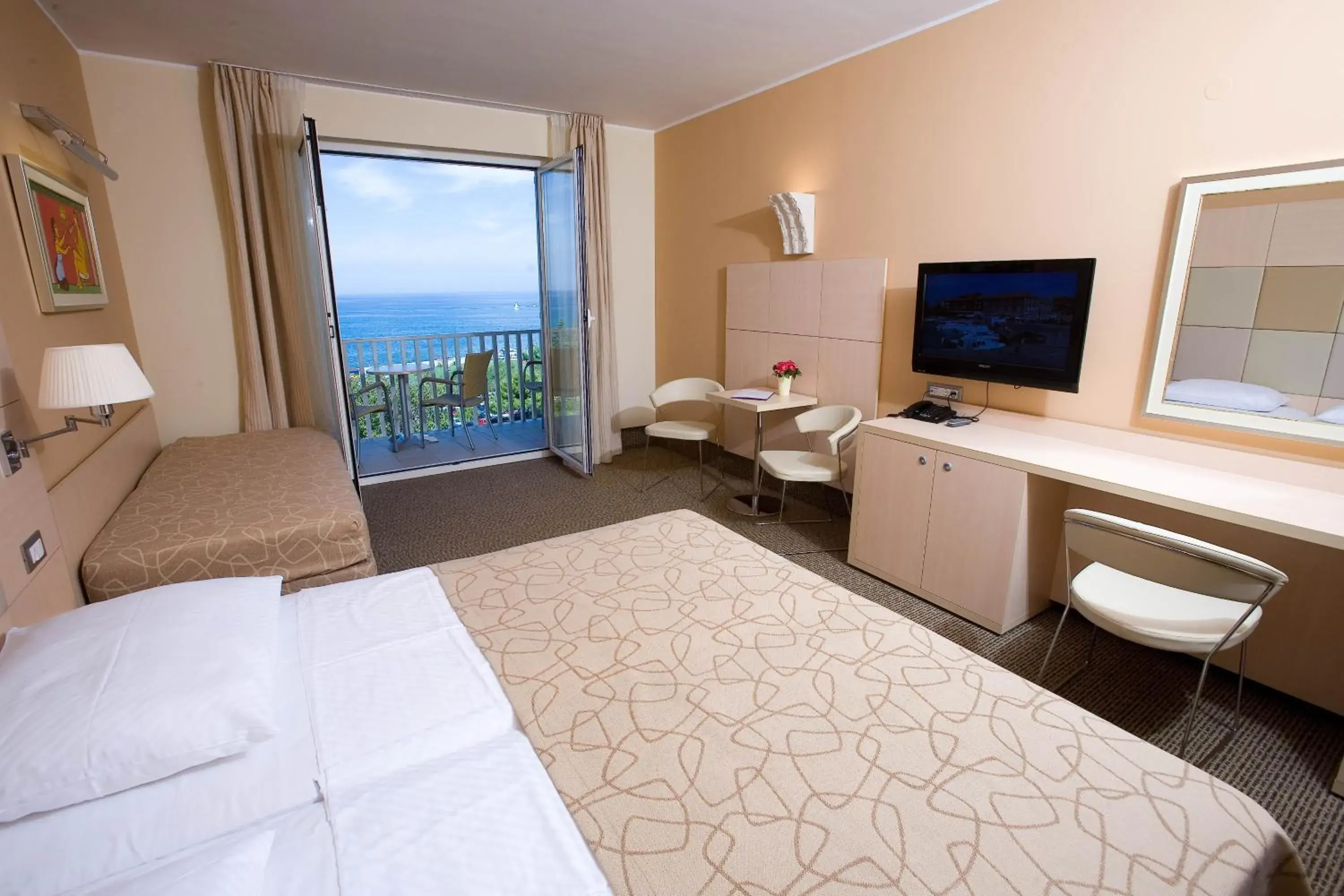 Bed in Hotel Mirta - San Simon Resort