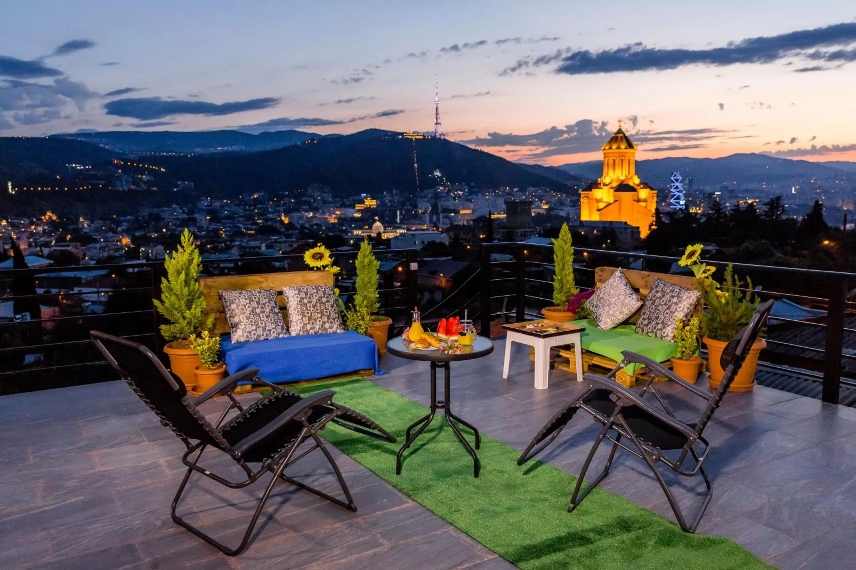 Nearby landmark in Ma Xata