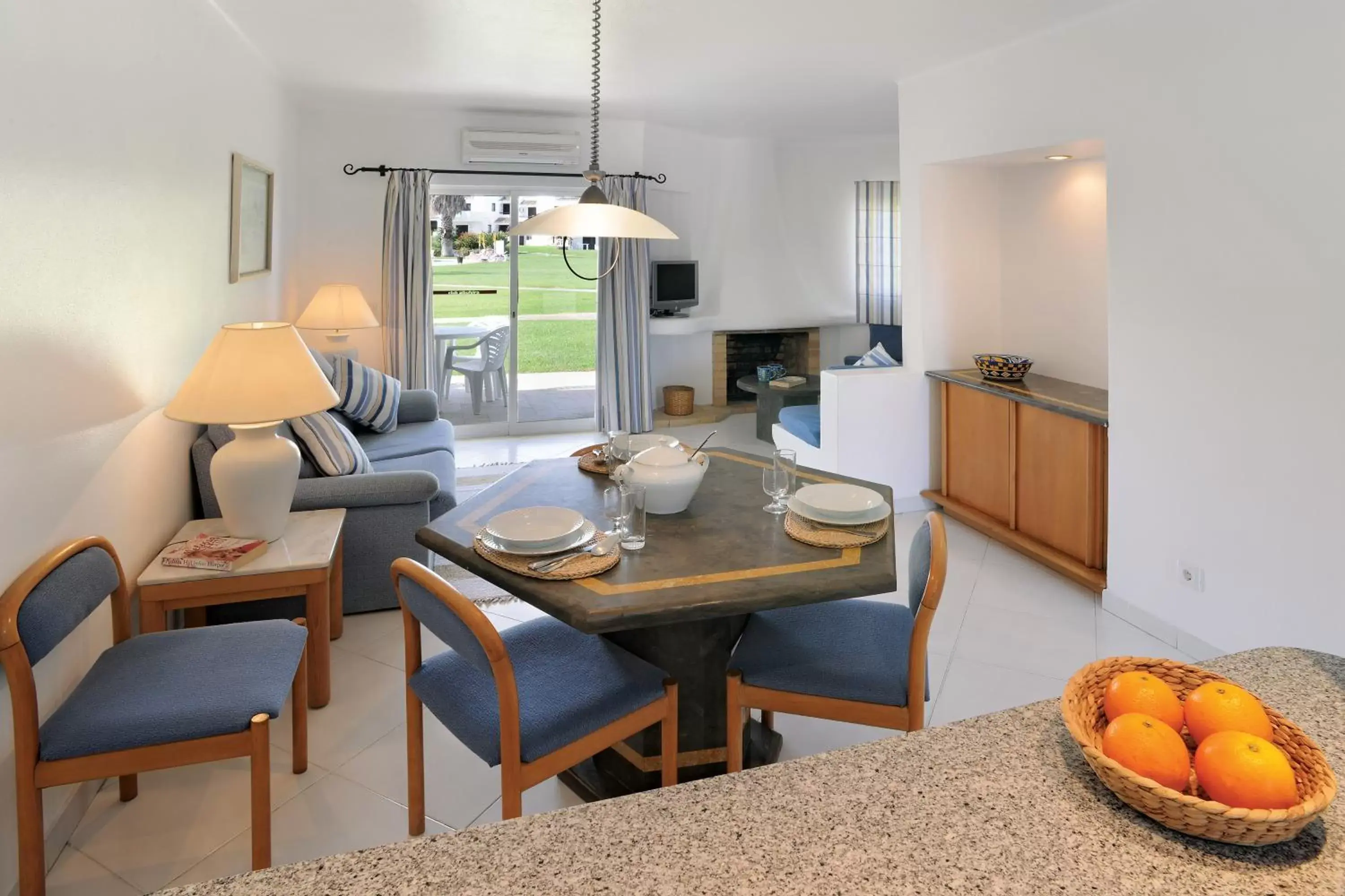 Living room, Dining Area in Clube Albufeira Garden Village