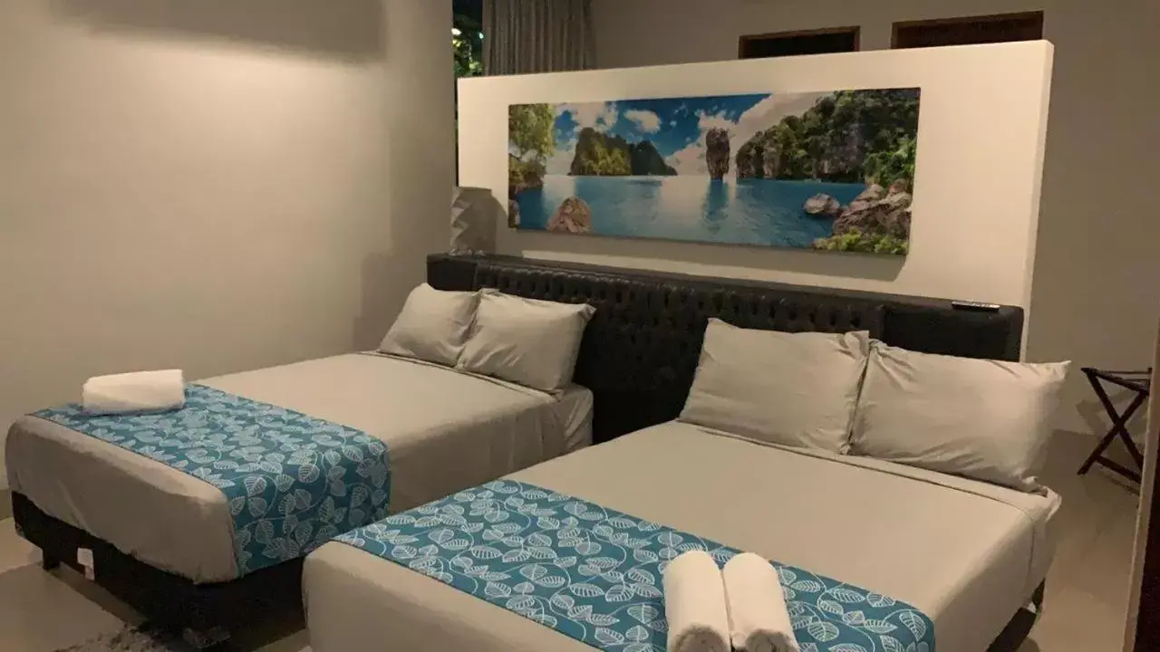 Standard Double Room in Casa Aakal Lagoon Front