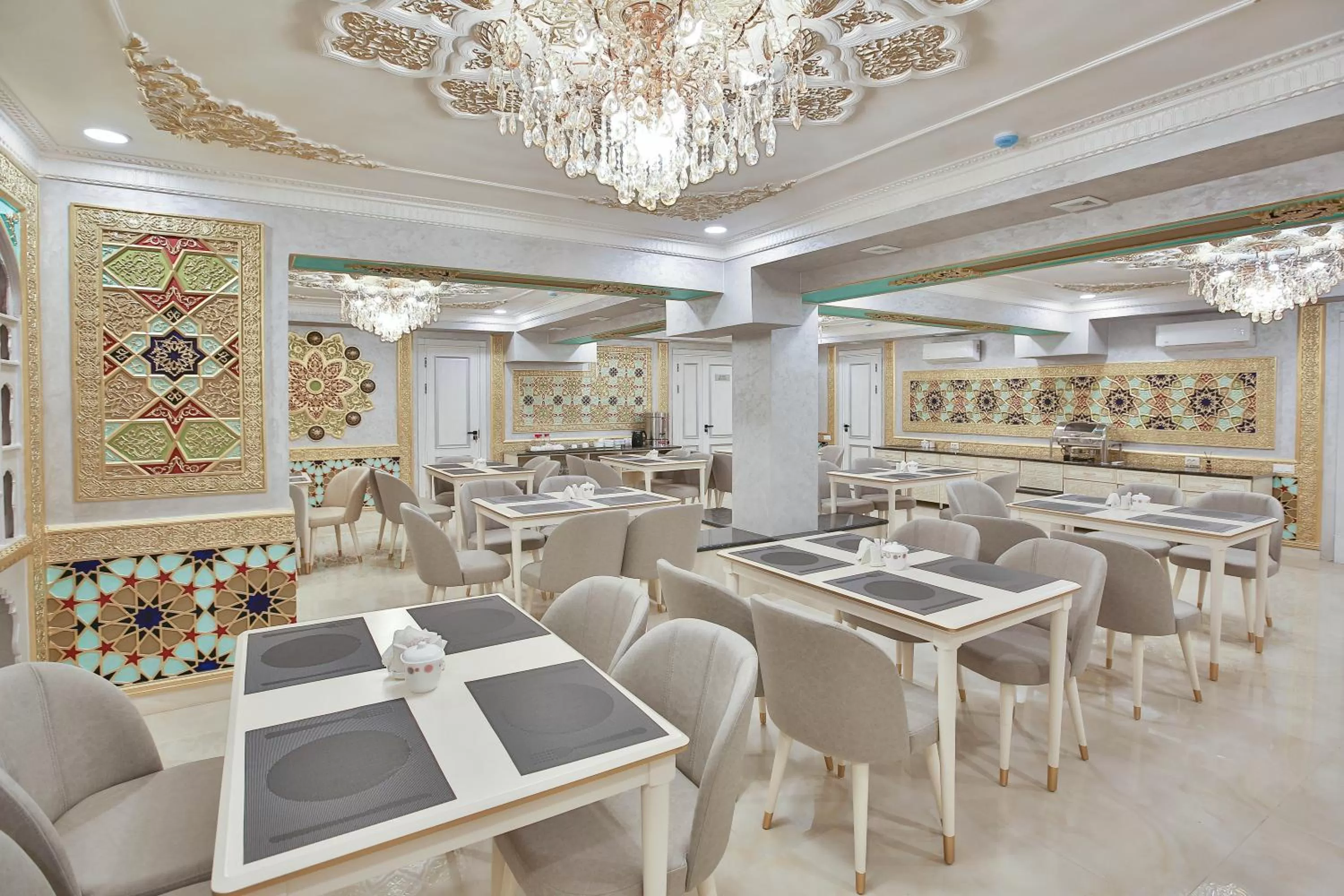 Restaurant/places to eat in Asian Plaza