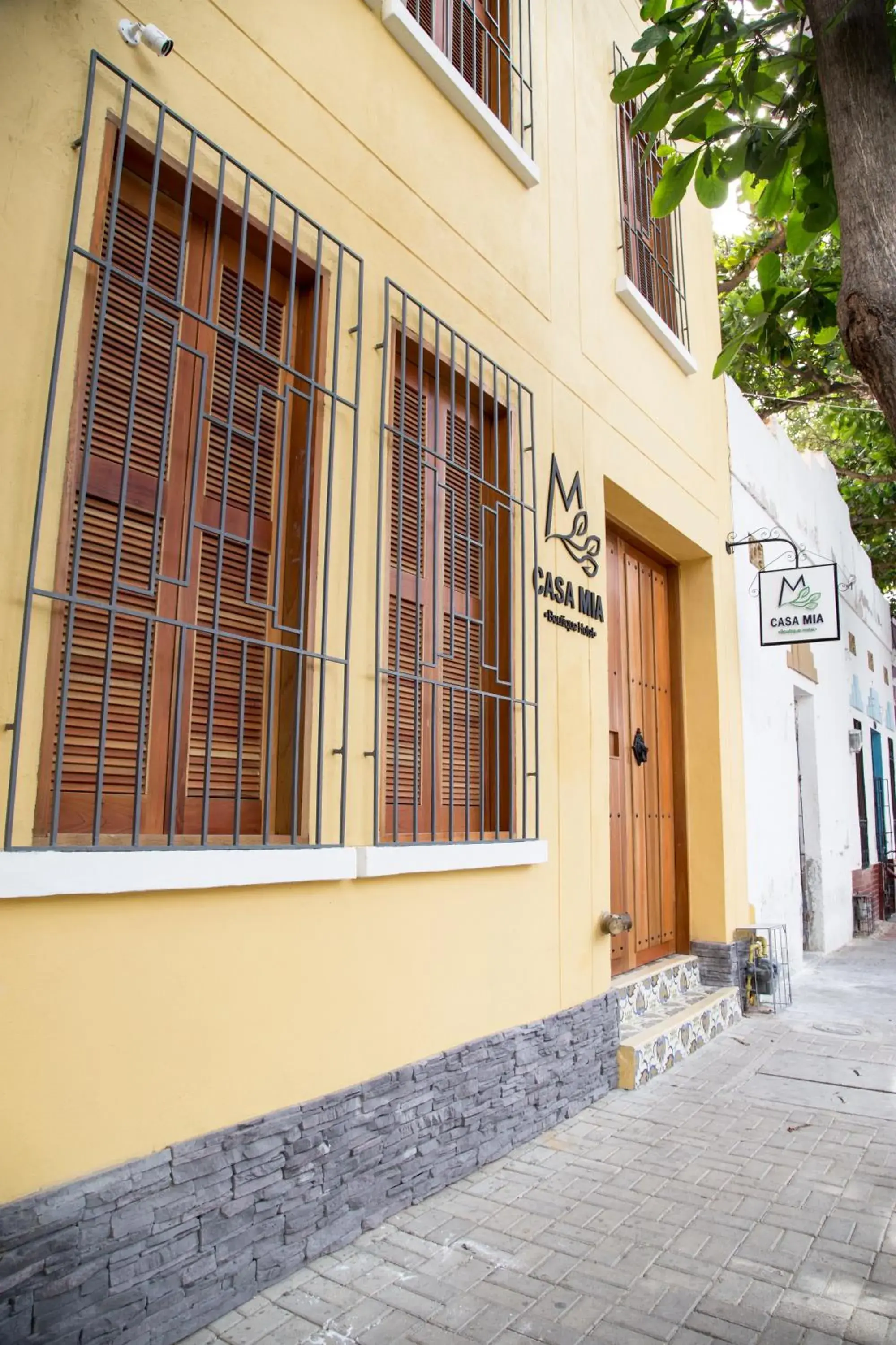 Facade/entrance, Property Building in Hotel Boutique Casa Mia