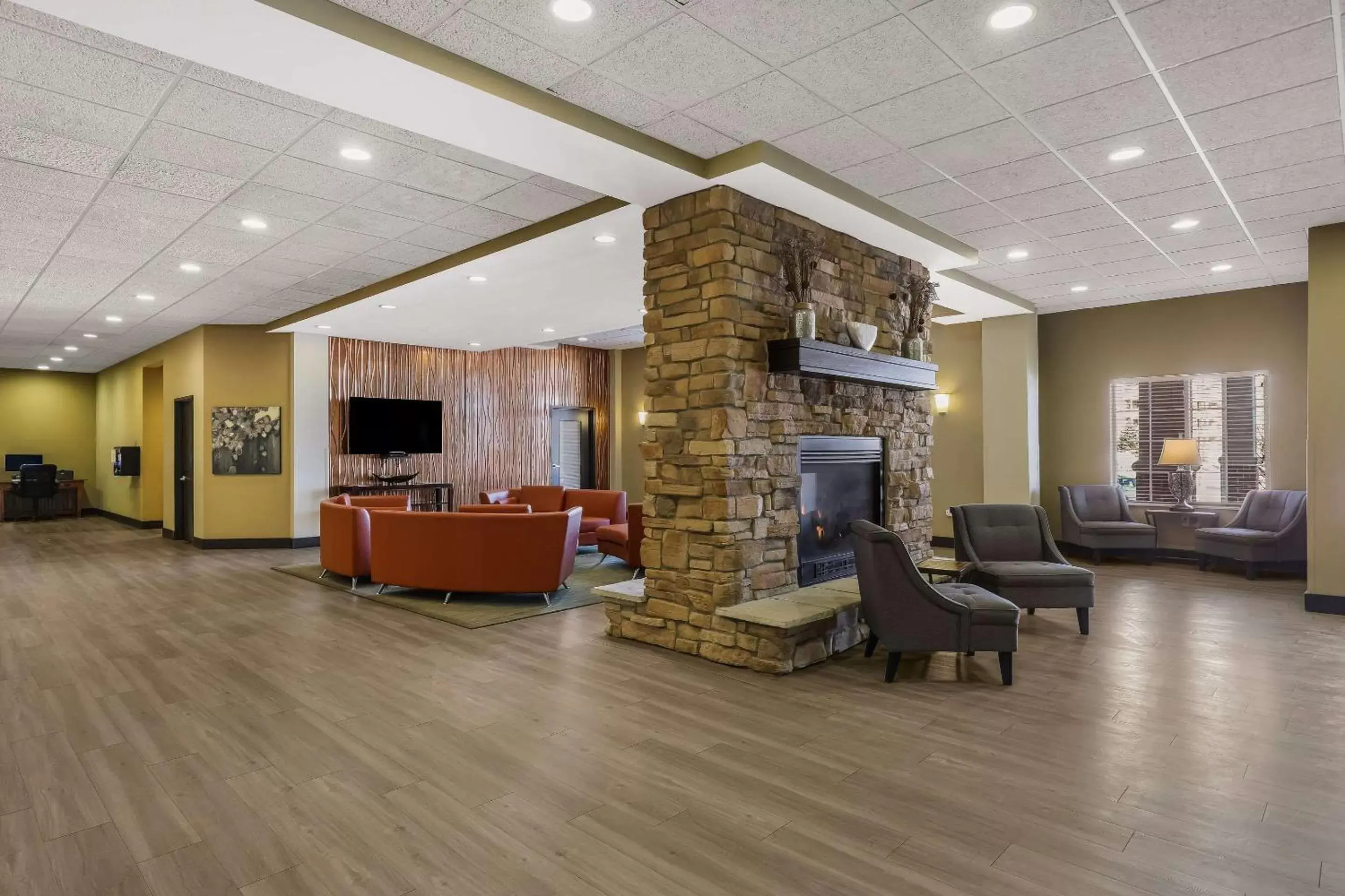 Lobby or reception, Lobby/Reception in MainStay Suites Fitchburg - Madison