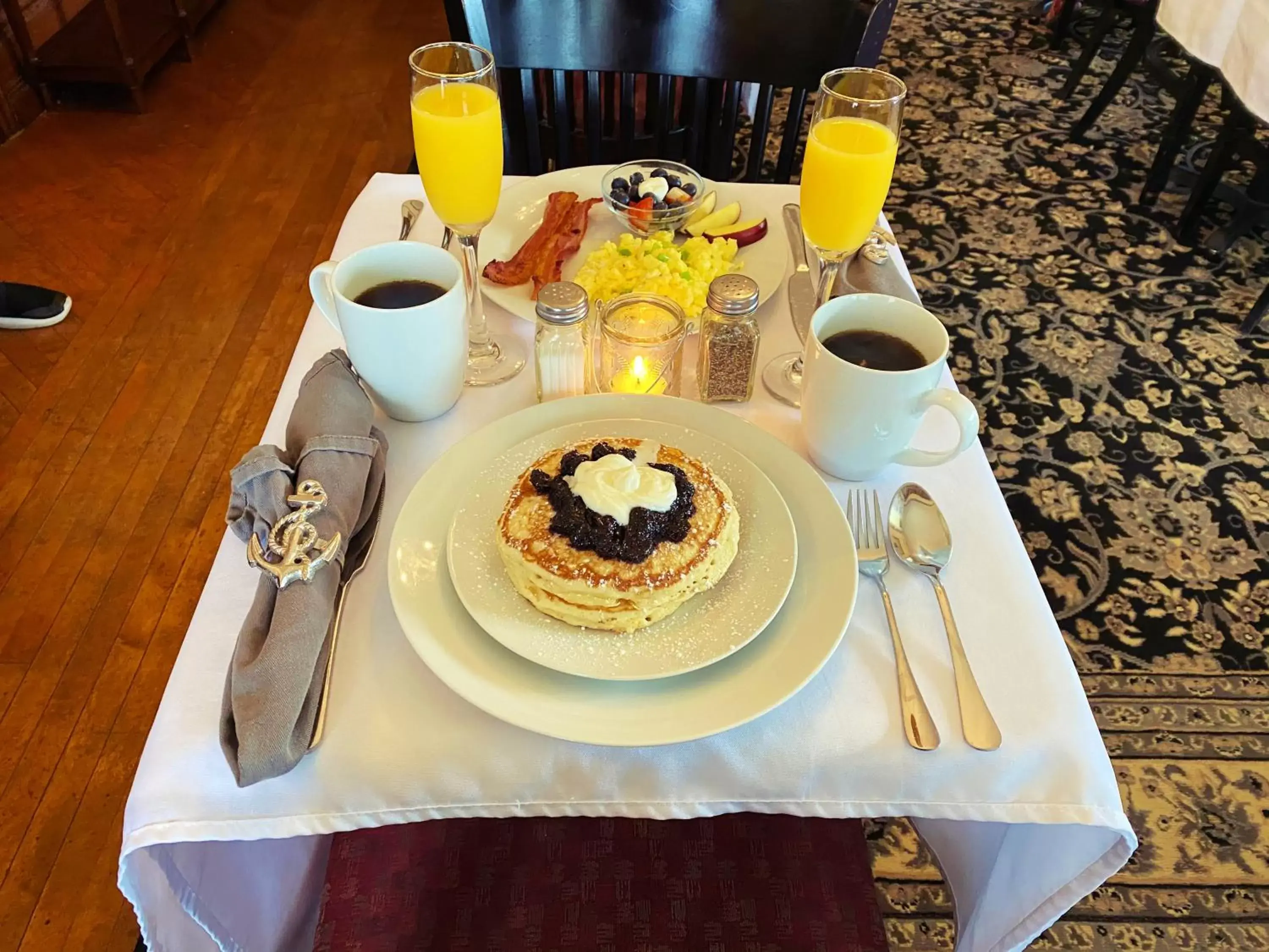 Breakfast in The Mansion on 17th, formerly Schaefer Haus