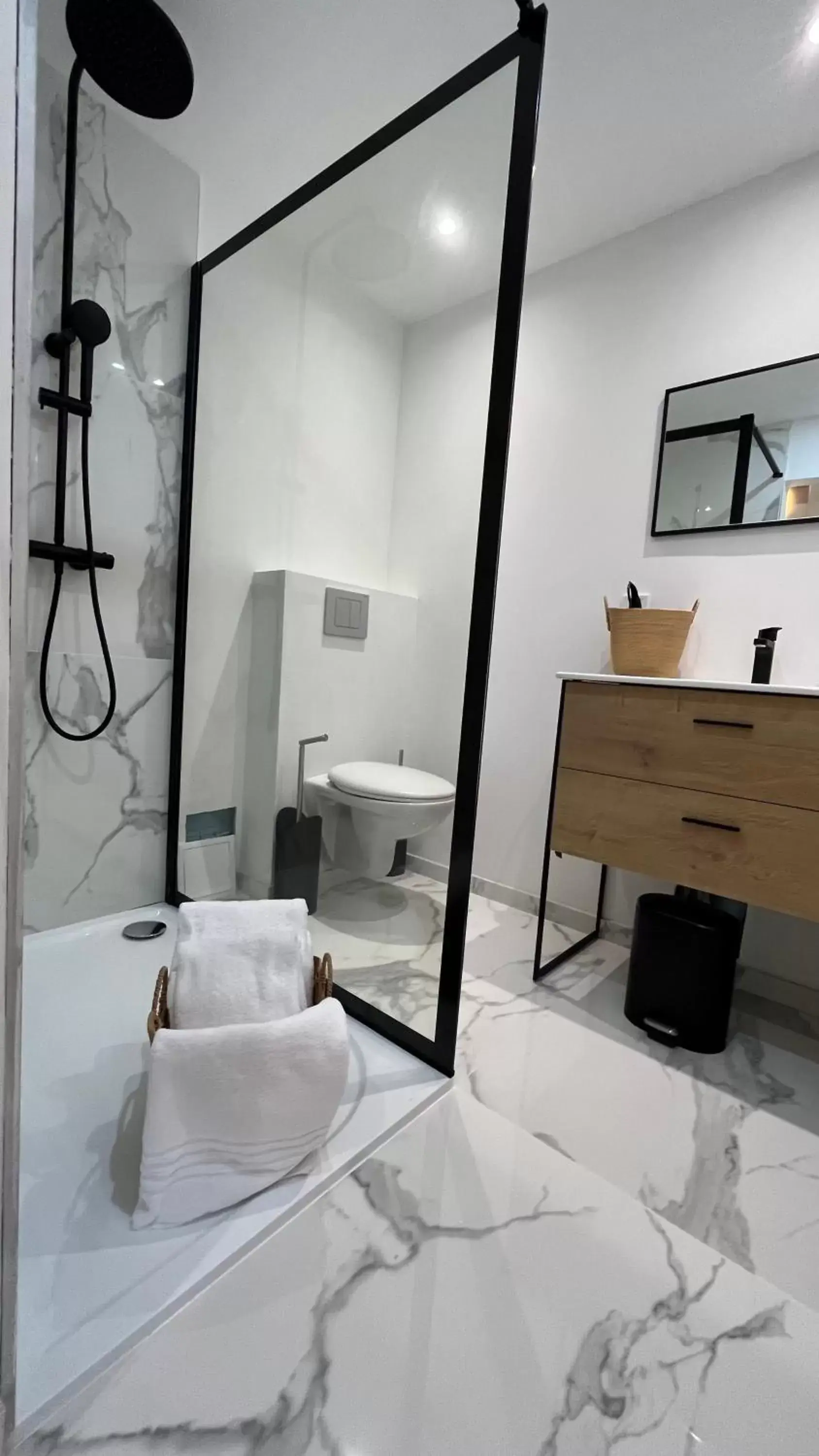Bathroom in Home Place Apartments - Gujan Arcachon