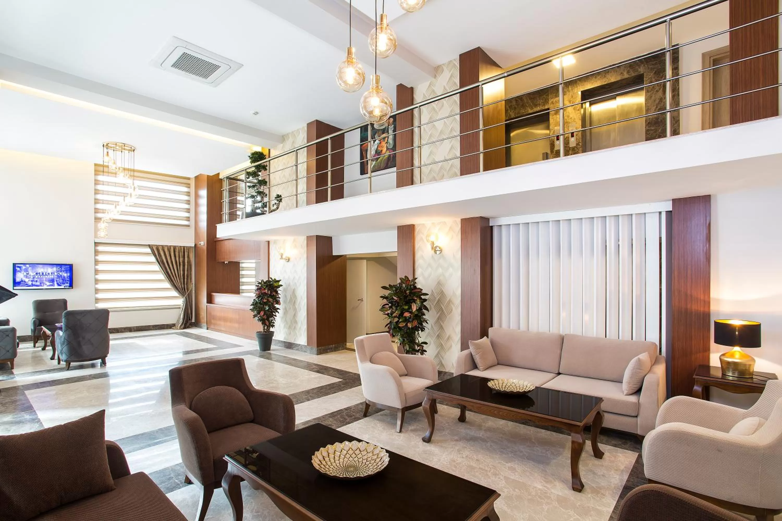 Lobby or reception in Perla Arya Hotel