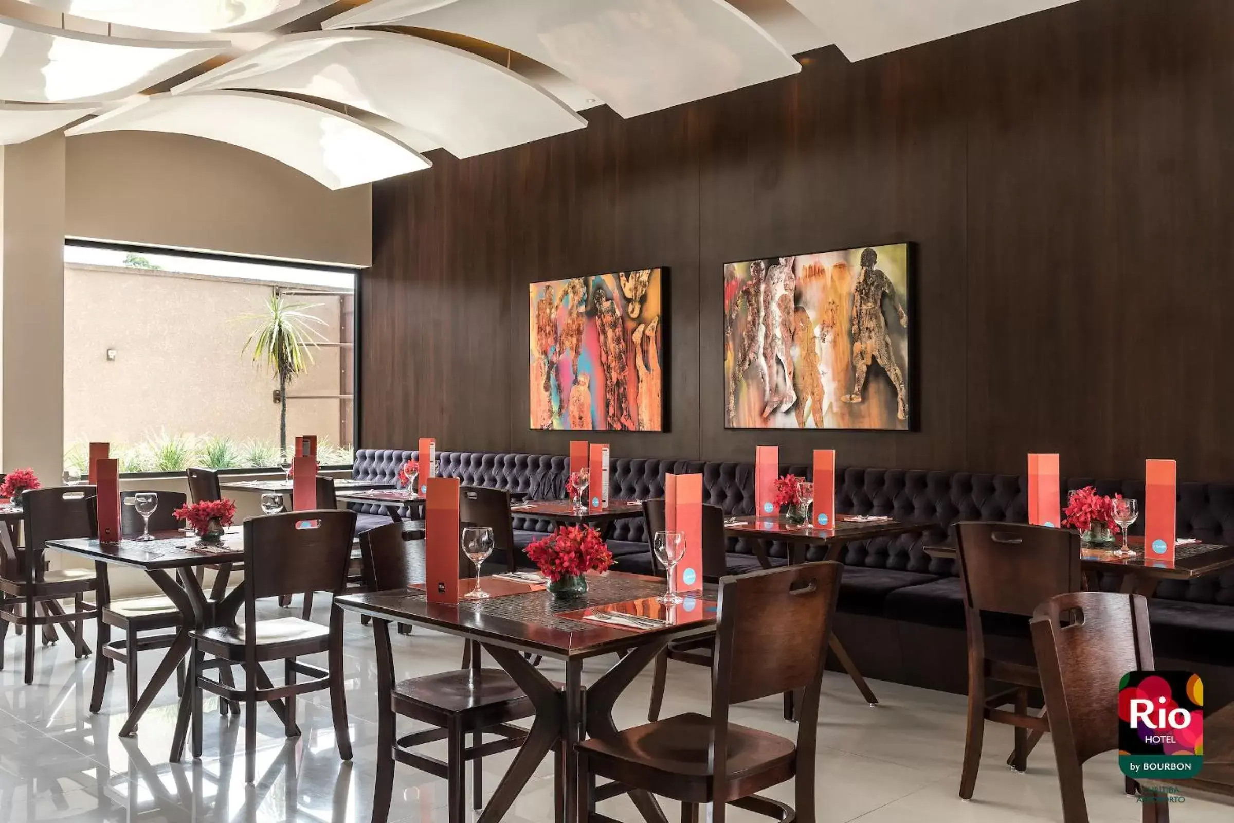 Lounge or bar, Restaurant/Places to Eat in Rio Hotel by Bourbon Curitiba Aeroporto