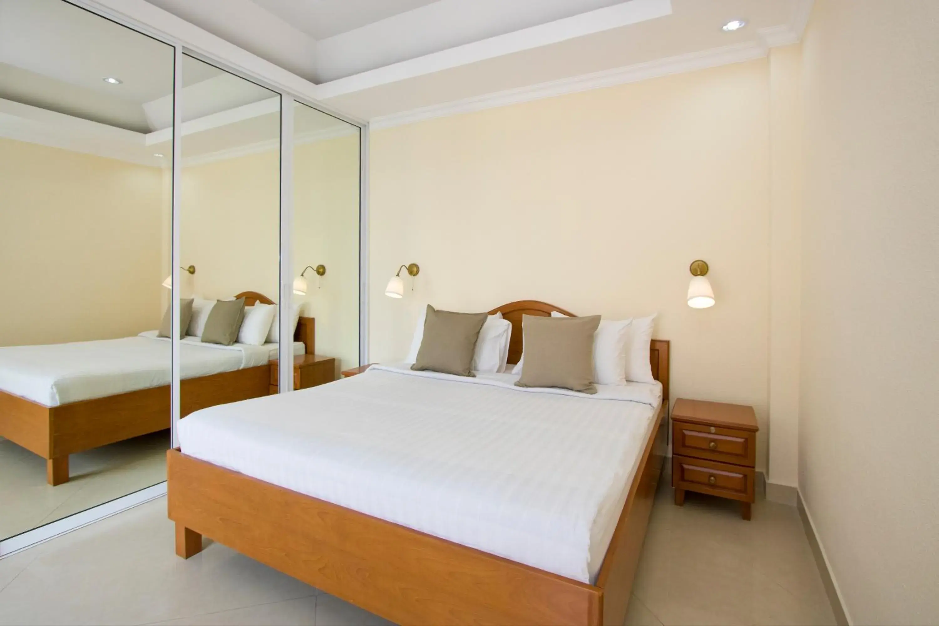 Bedroom, Bed in Avoca Pool Villas