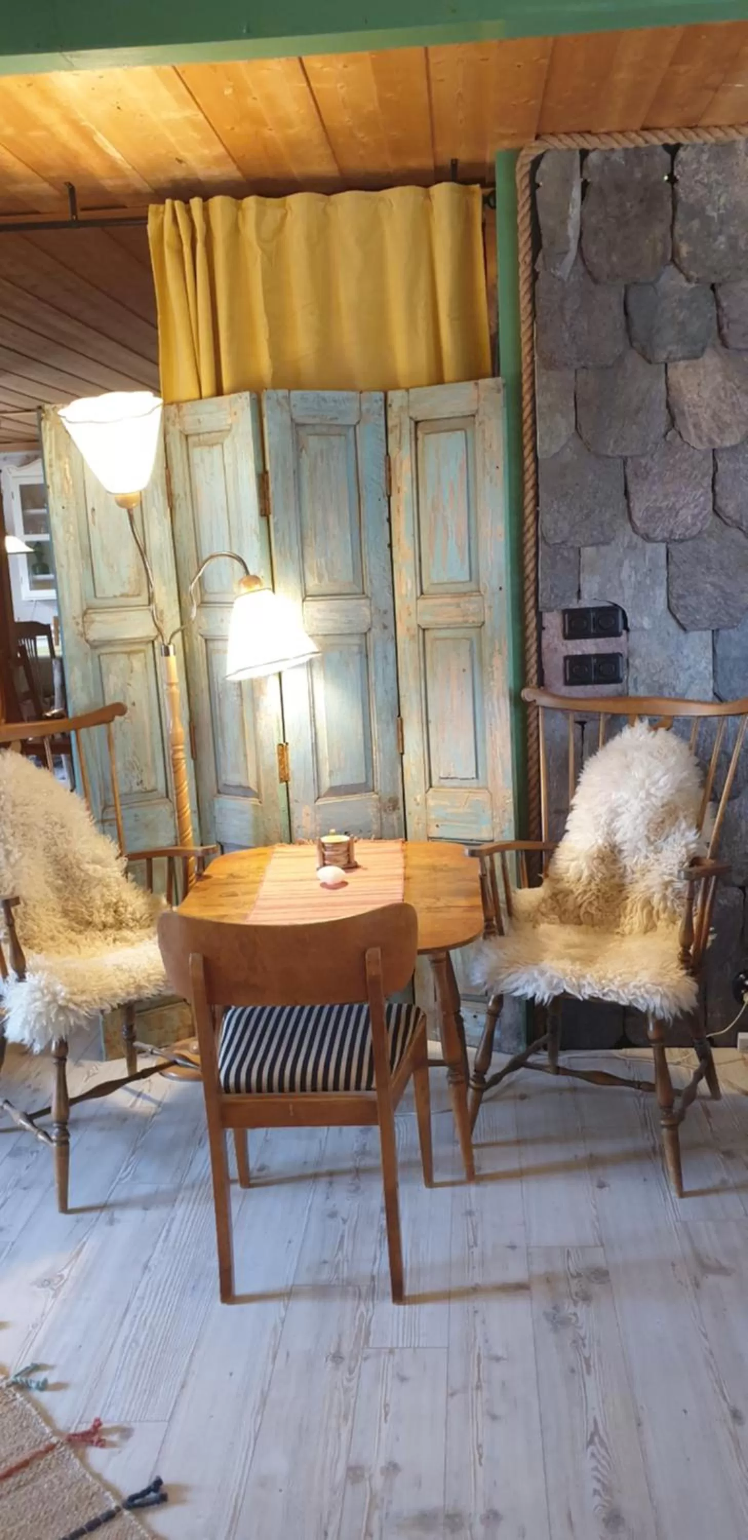 Seating area in Woodstock B & B Studios