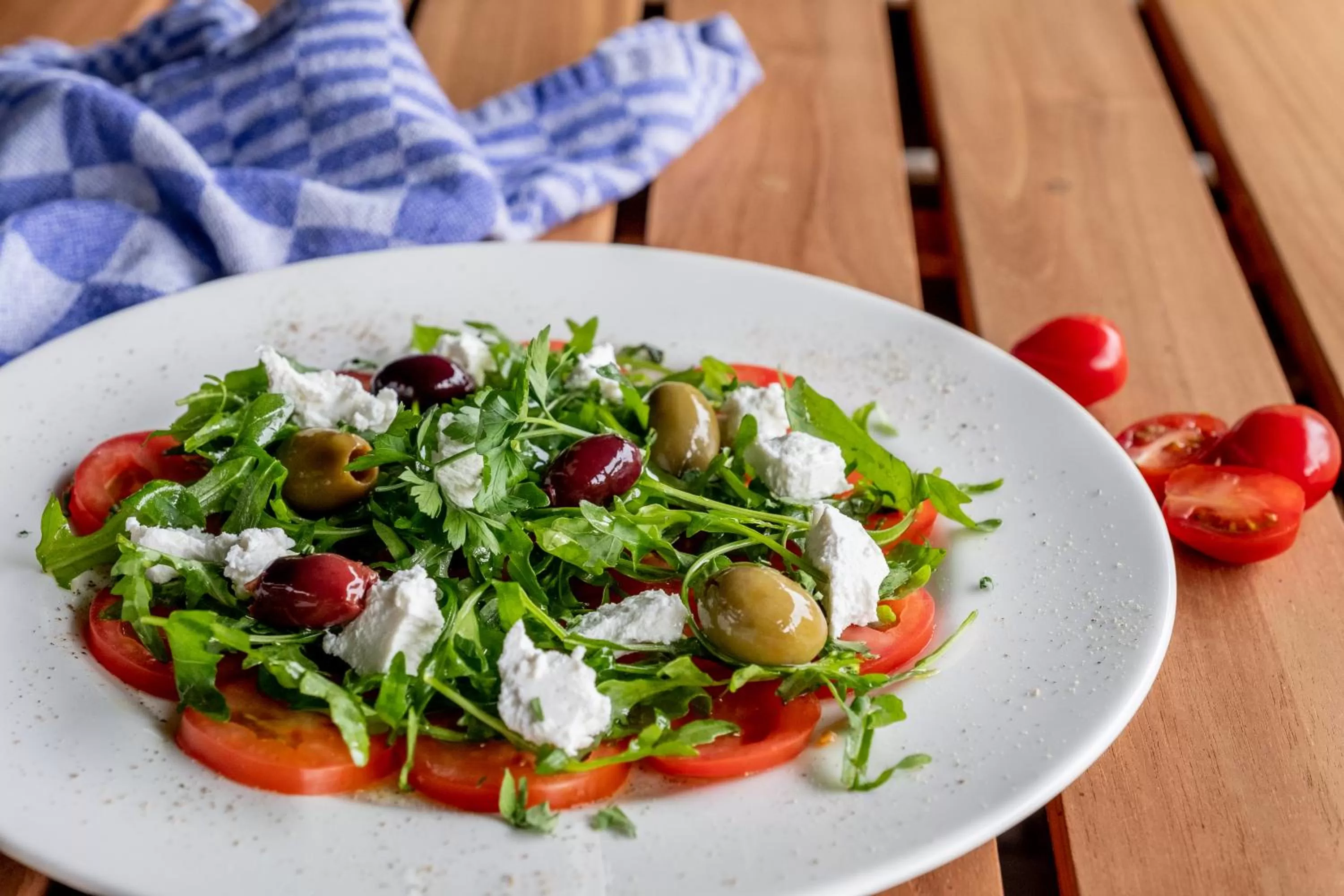 Restaurant/places to eat, Food in Nero Office Hotel & City Café