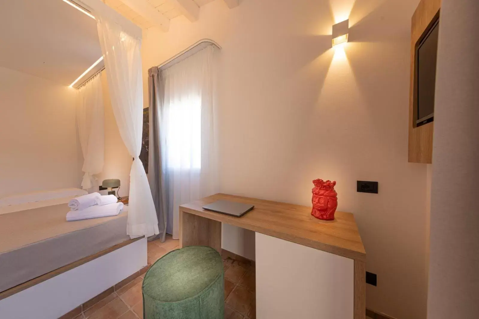 Photo of the whole room, Bed in Villa Totò Resort