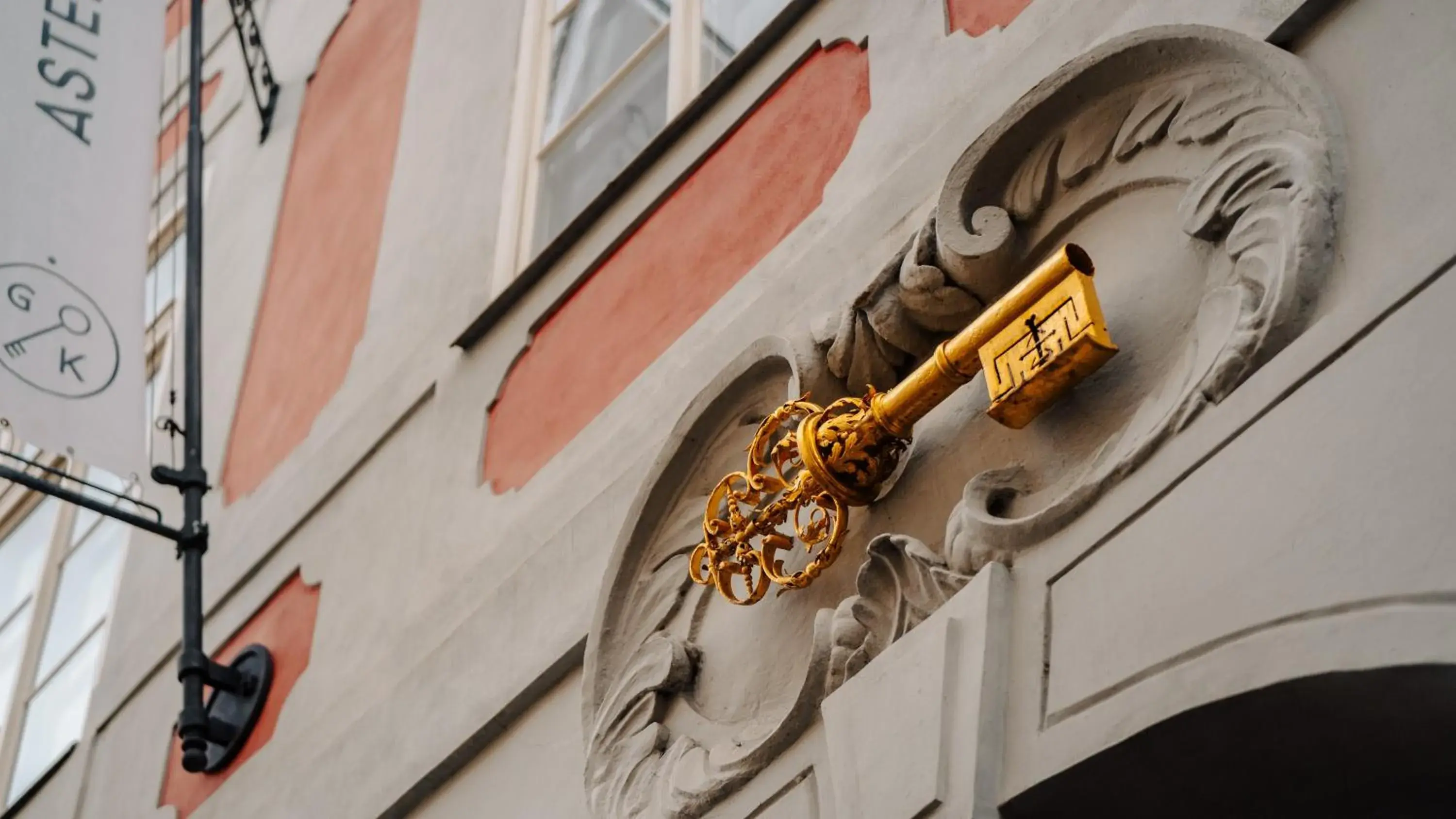 Property building, Property Logo/Sign in Hotel Golden Key Prague Castle