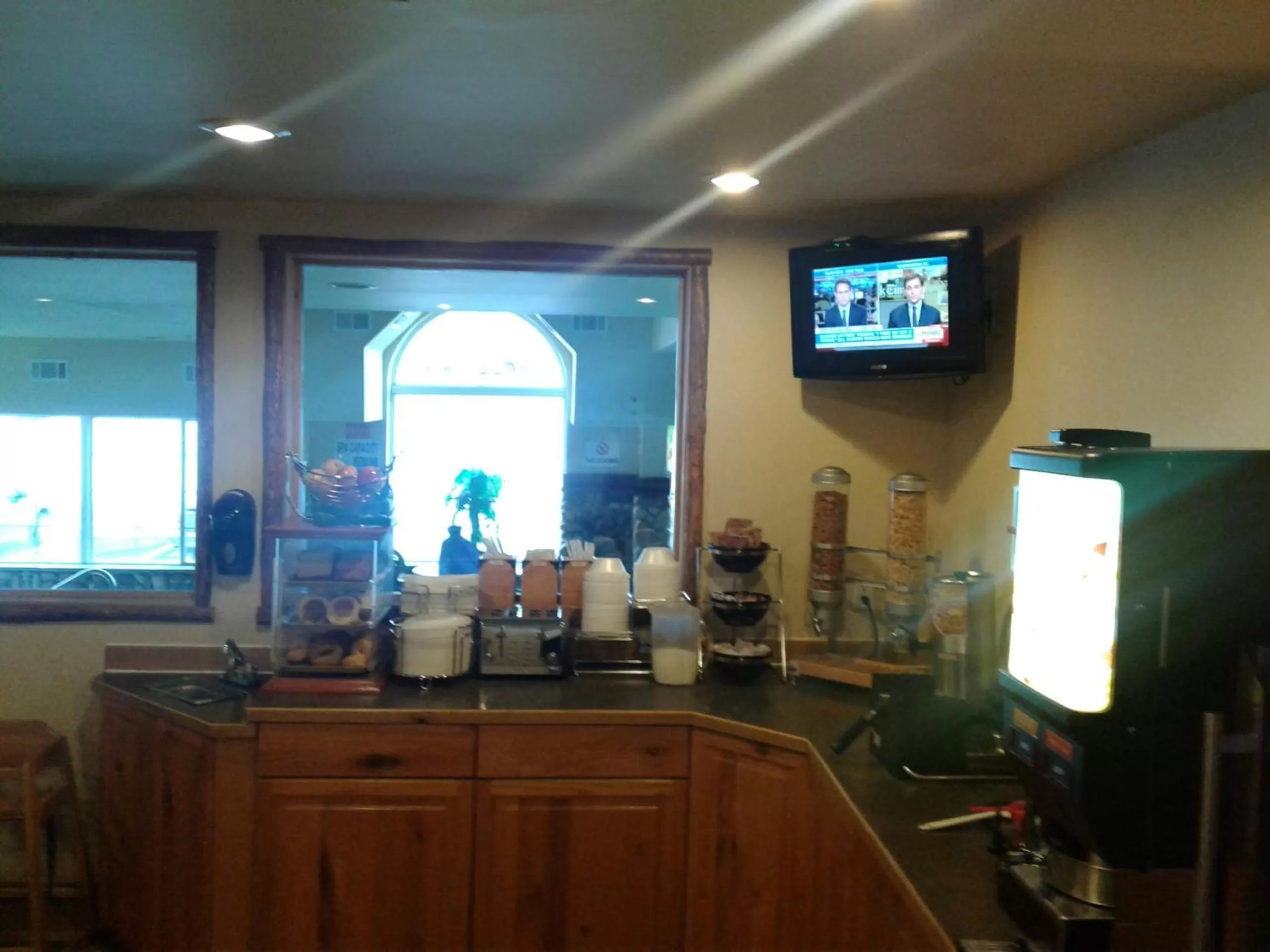 Breakfast in Microtel Inn & Suites by Wyndham Bozeman