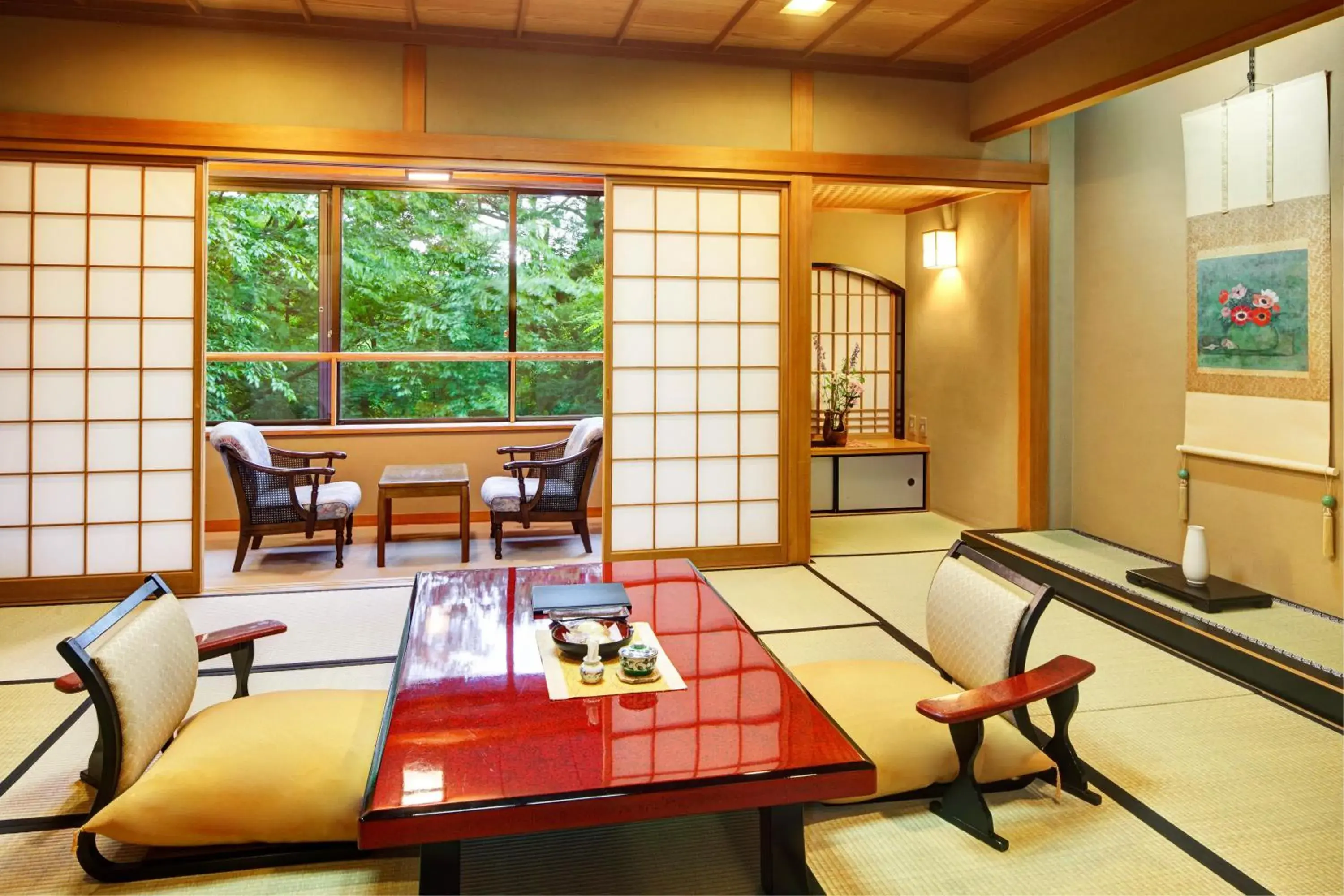 Photo of the whole room, Seating Area in Nasu Onsen Sanraku