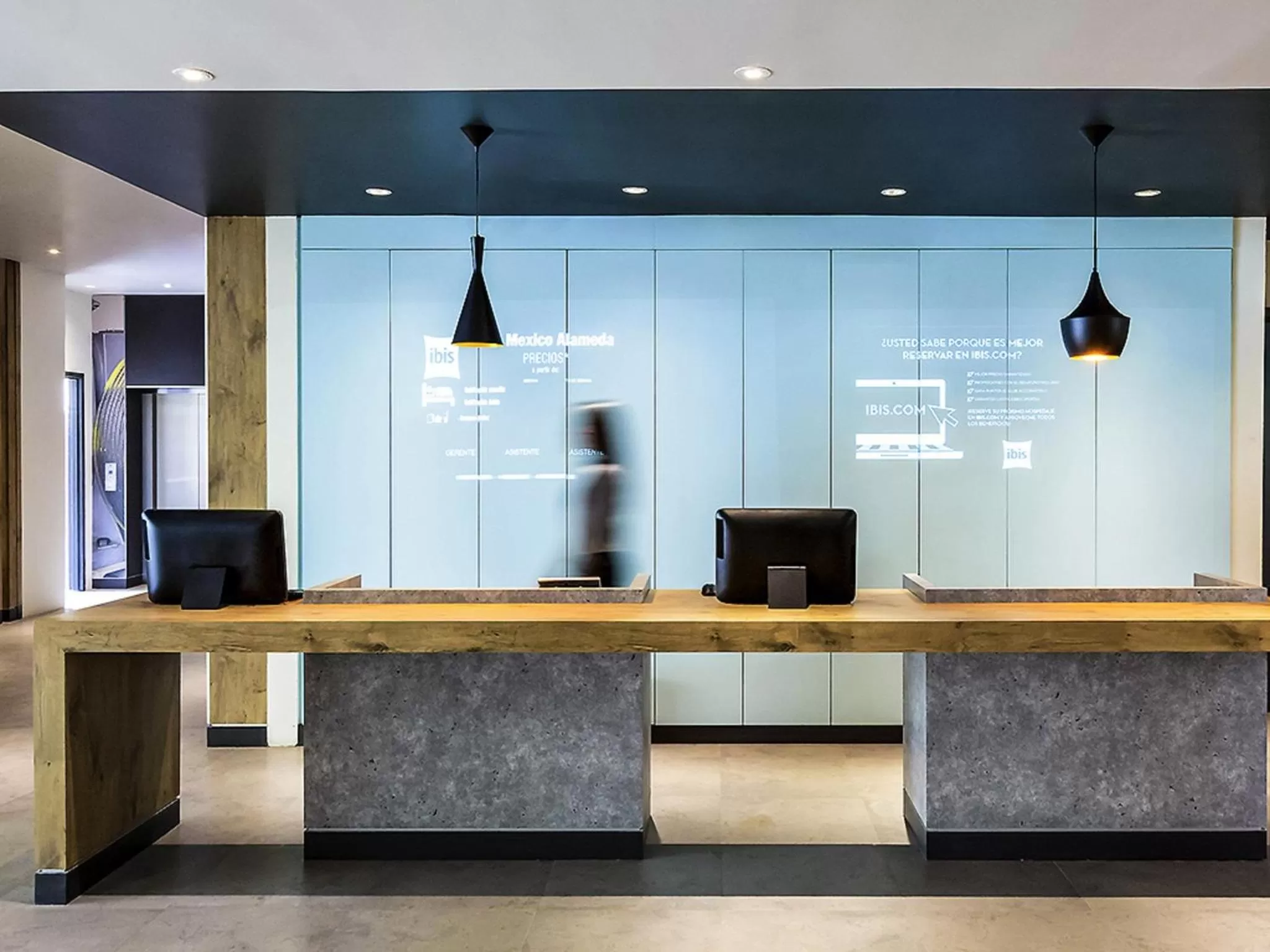 Lobby or reception in Ibis Mexico Alameda