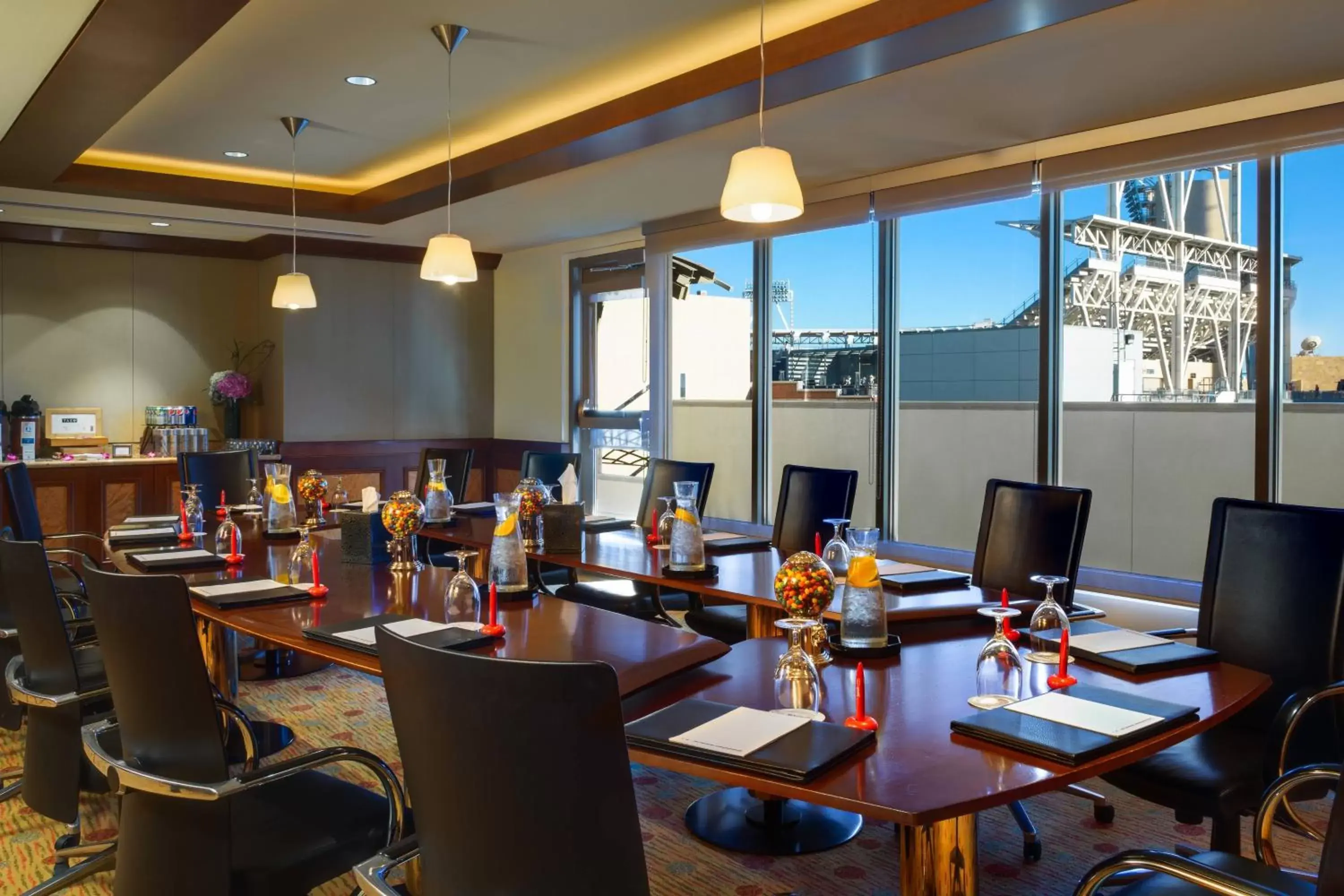 Meeting/conference room, Restaurant/Places to Eat in San Diego Marriott Gaslamp Quarter - No Resort Fees