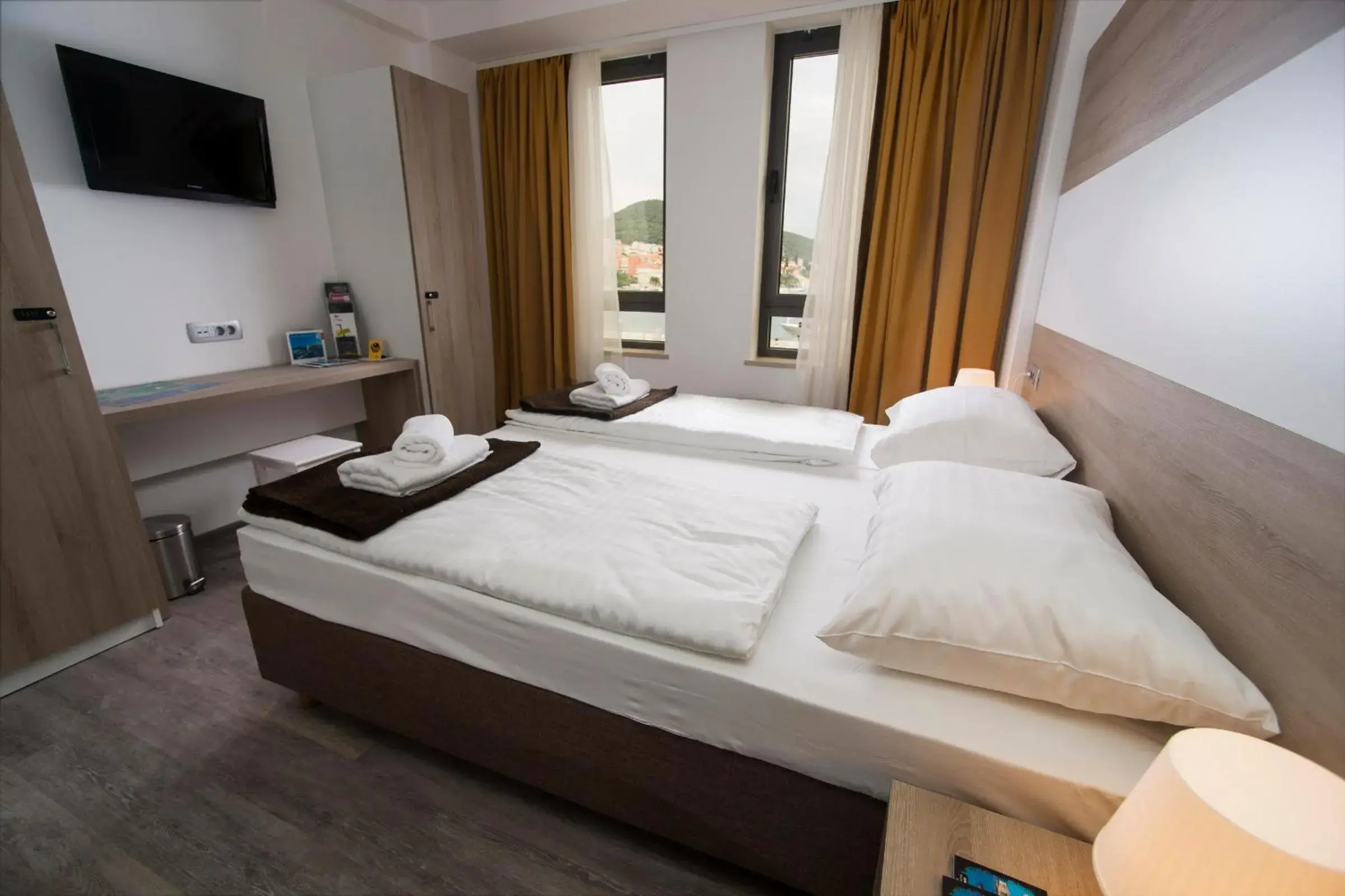 Bedroom, Bed in Hostel Sol