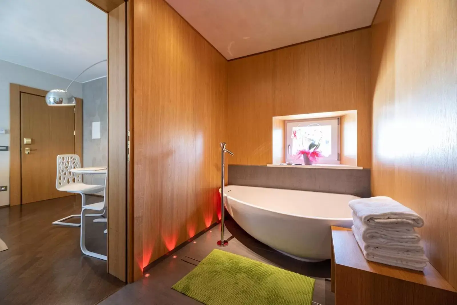 Bathroom in Hotel Suite Inn