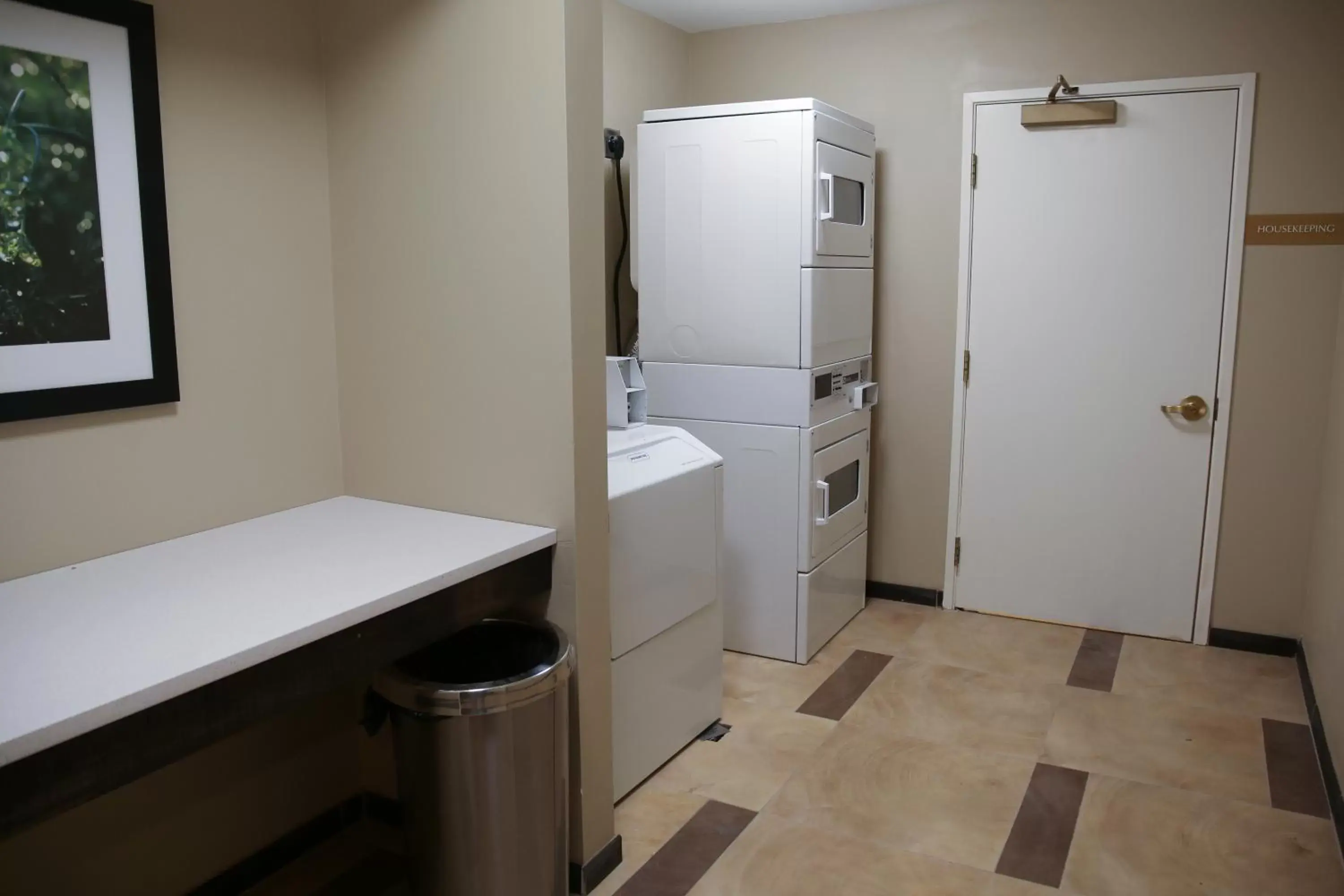 Other, Kitchen/Kitchenette in Candlewood Suites - Portland - Scarborough, an IHG Hotel