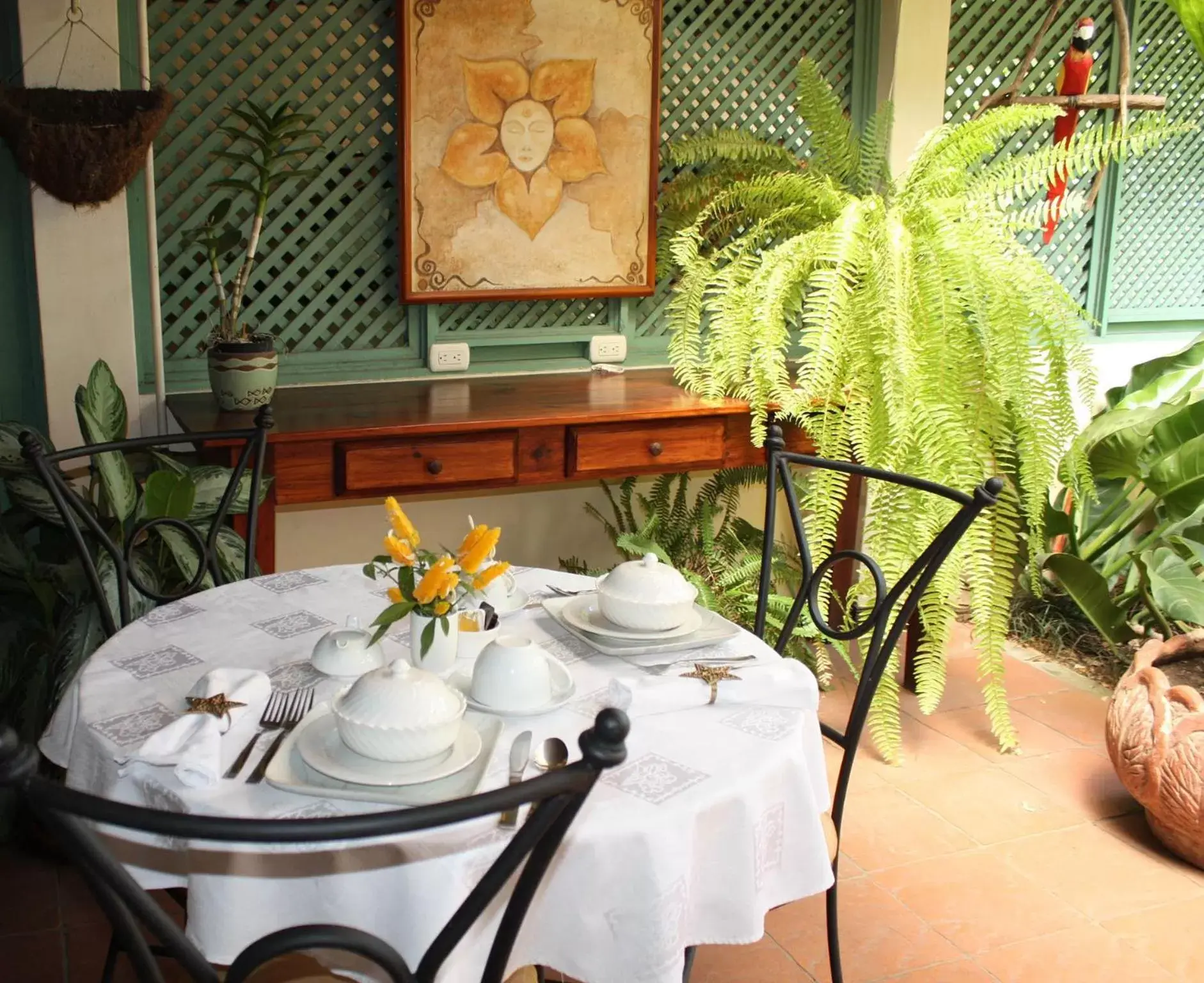 Breakfast, Restaurant/Places to Eat in Tierra Magica B&B and Art Studio