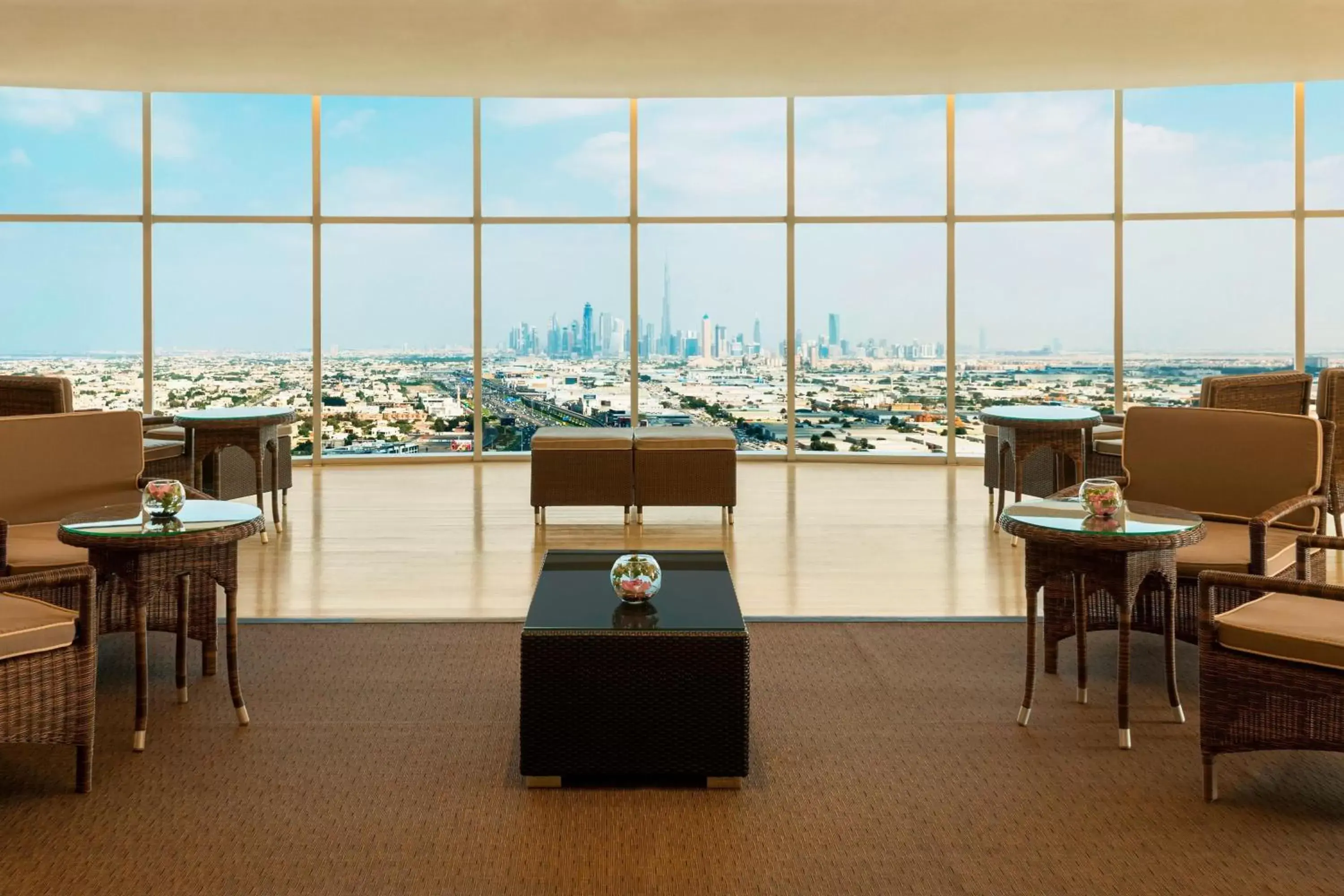 Lounge or bar in Sheraton Mall of the Emirates Hotel, Dubai