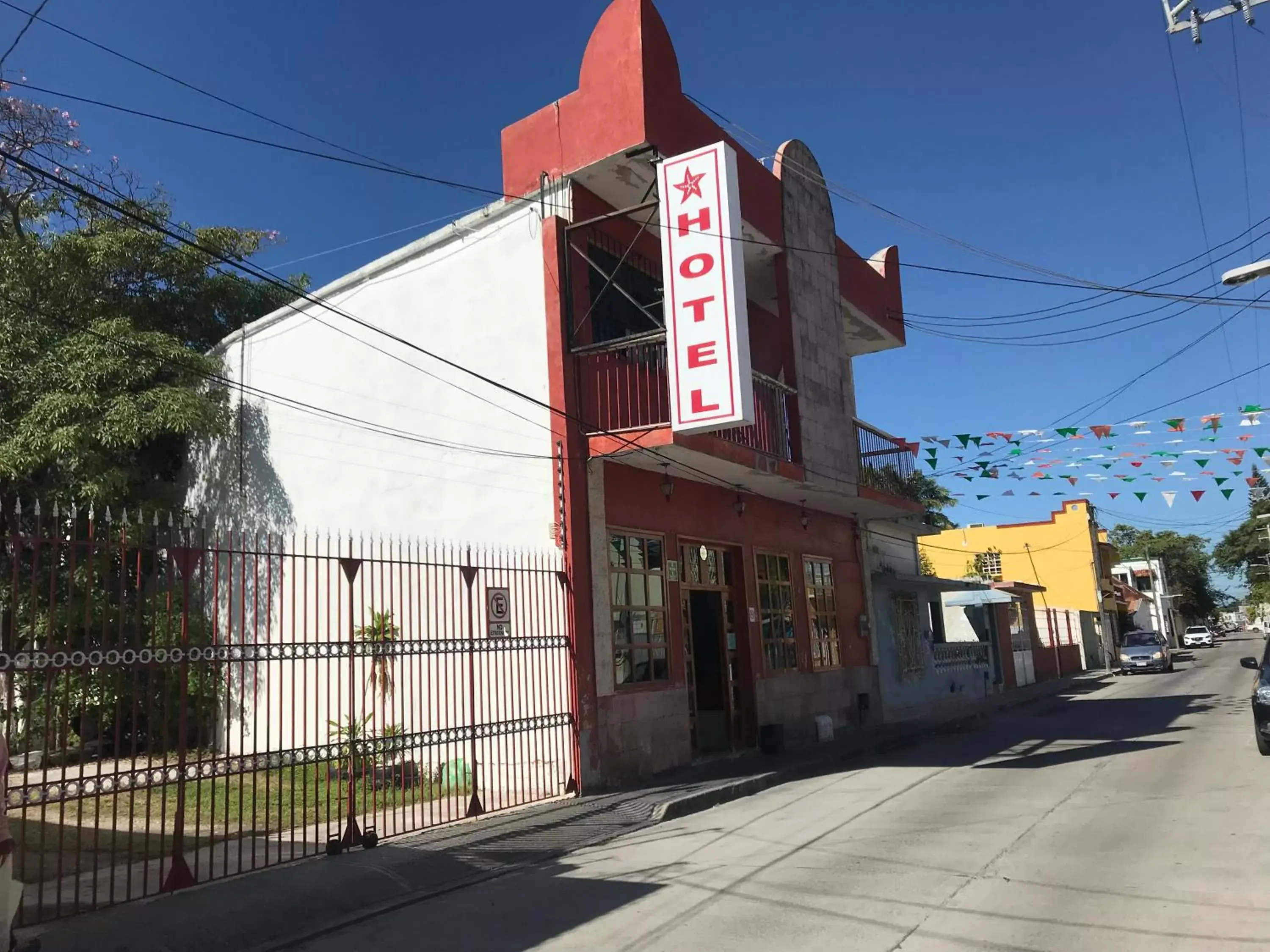 Property Building in Hotel Estrella del Mar