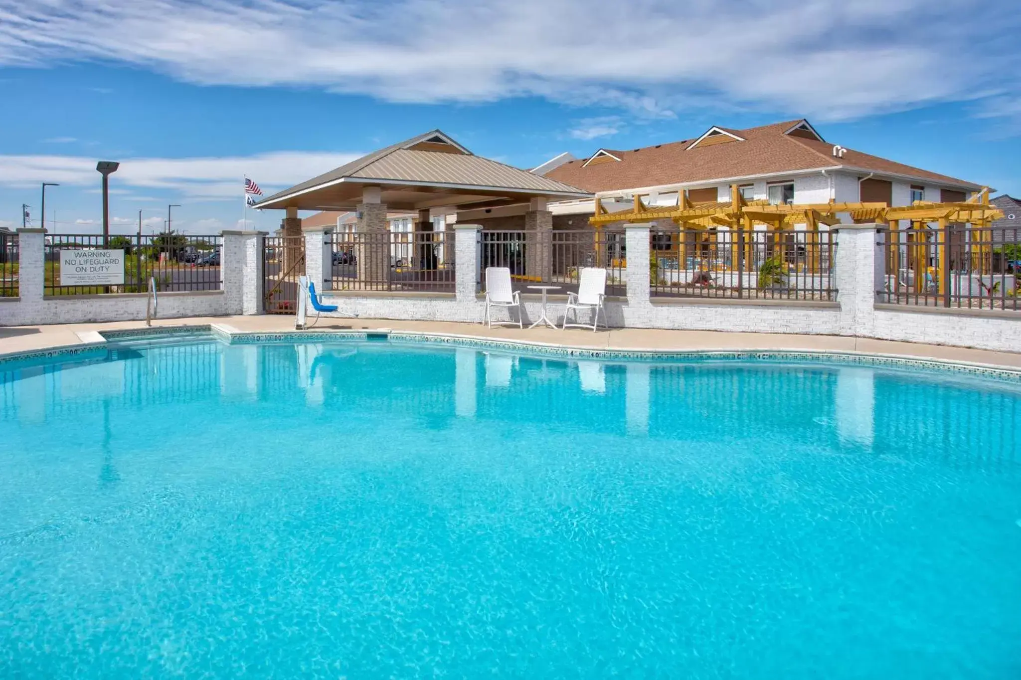 Swimming Pool in Holiday Inn Express - Kitty Hawk - Outer Banks, an IHG Hotel