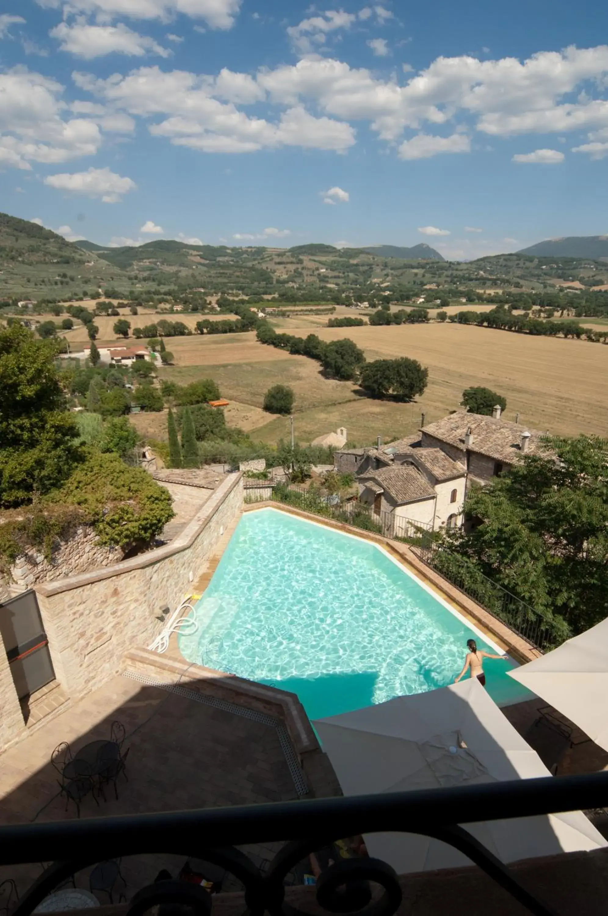 Pool View in La Bastiglia