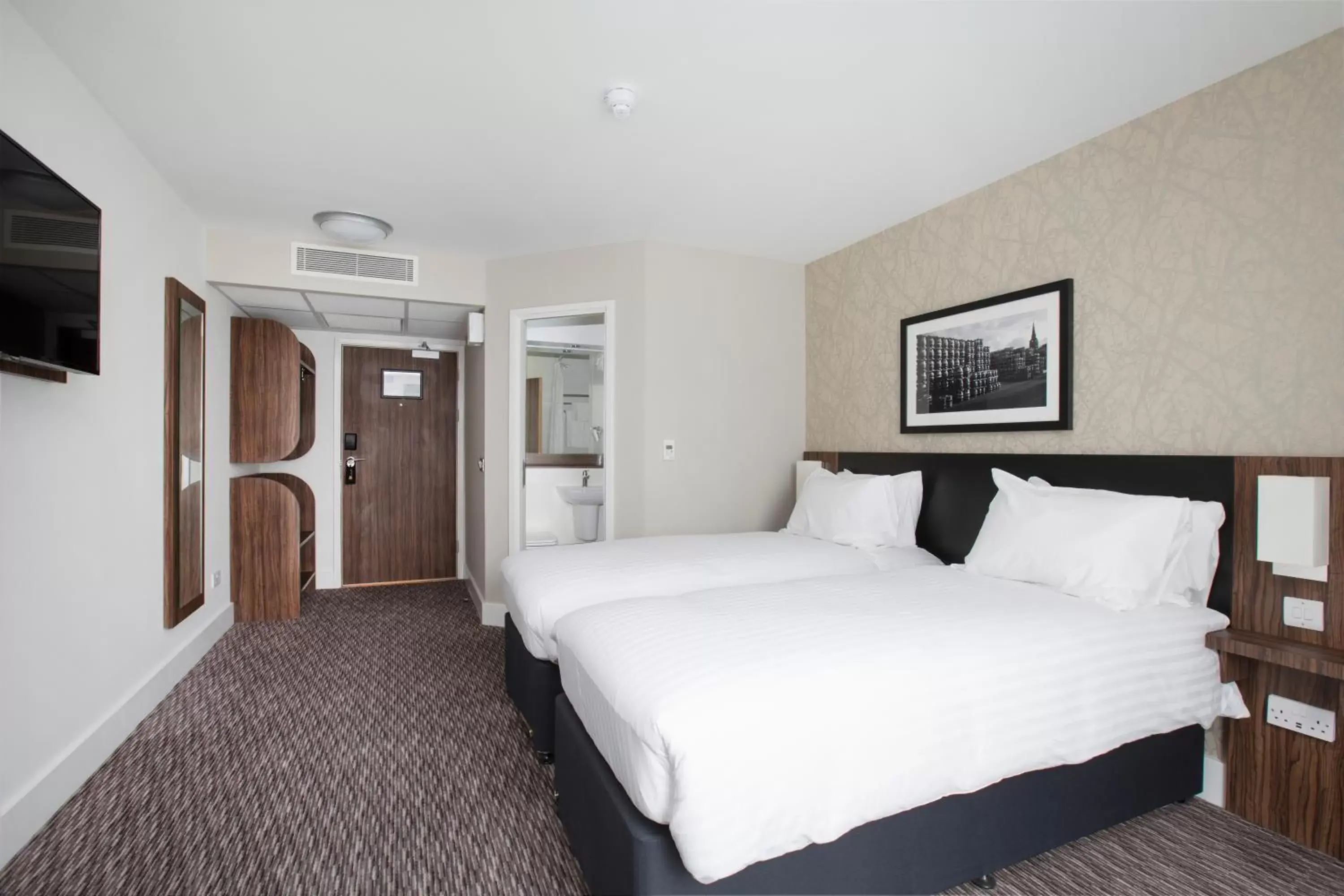 Bedroom, Bed in Spring River Ebbsfleet by Marston's Inns