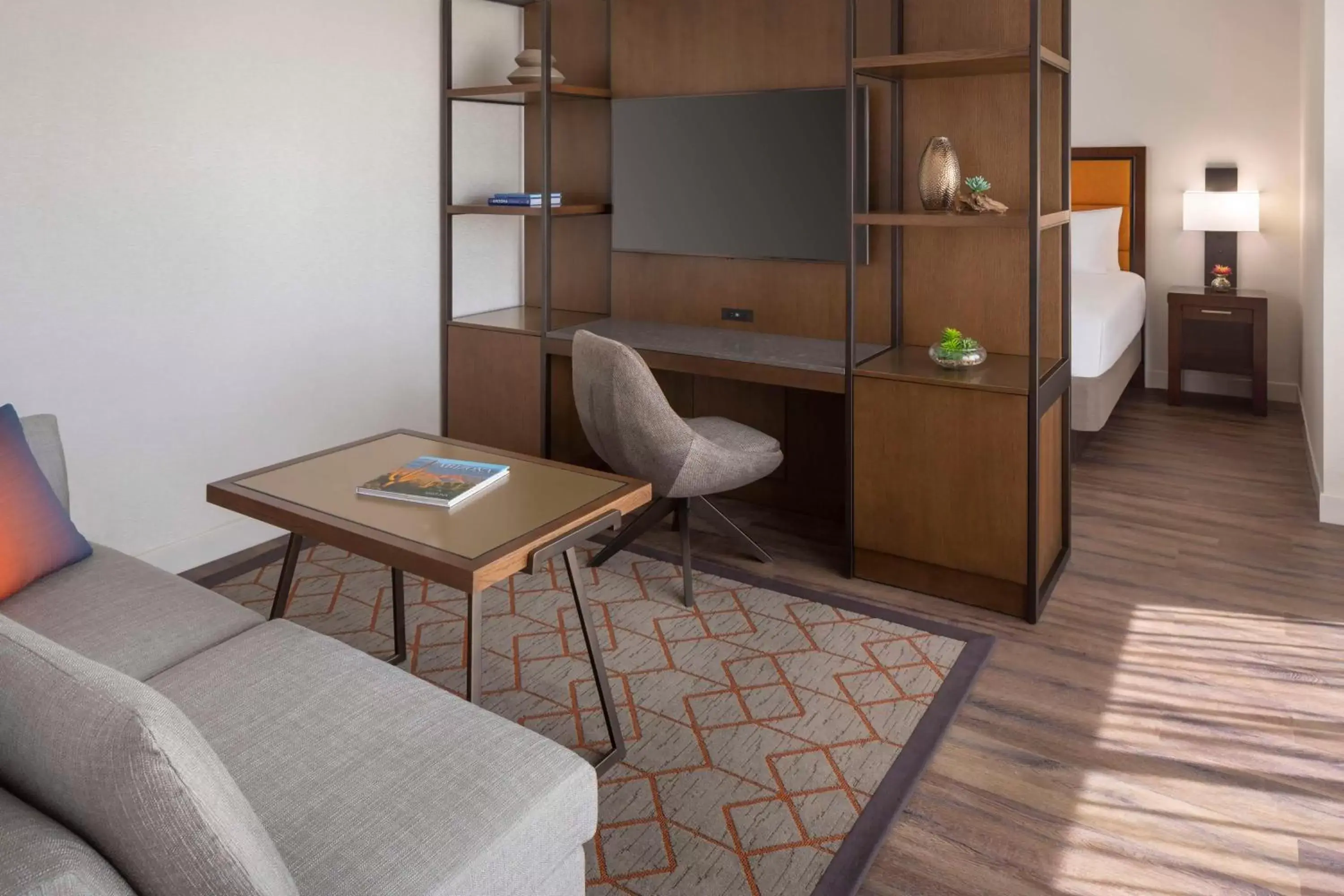 Bedroom, Seating Area in Hyatt Regency Phoenix